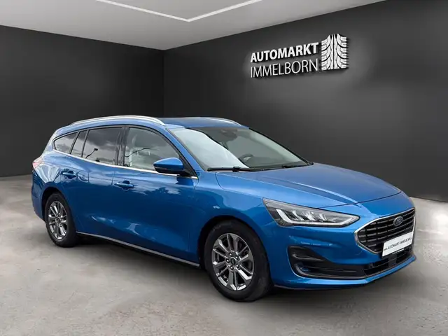 2023 Ford Focus in Blue for sale