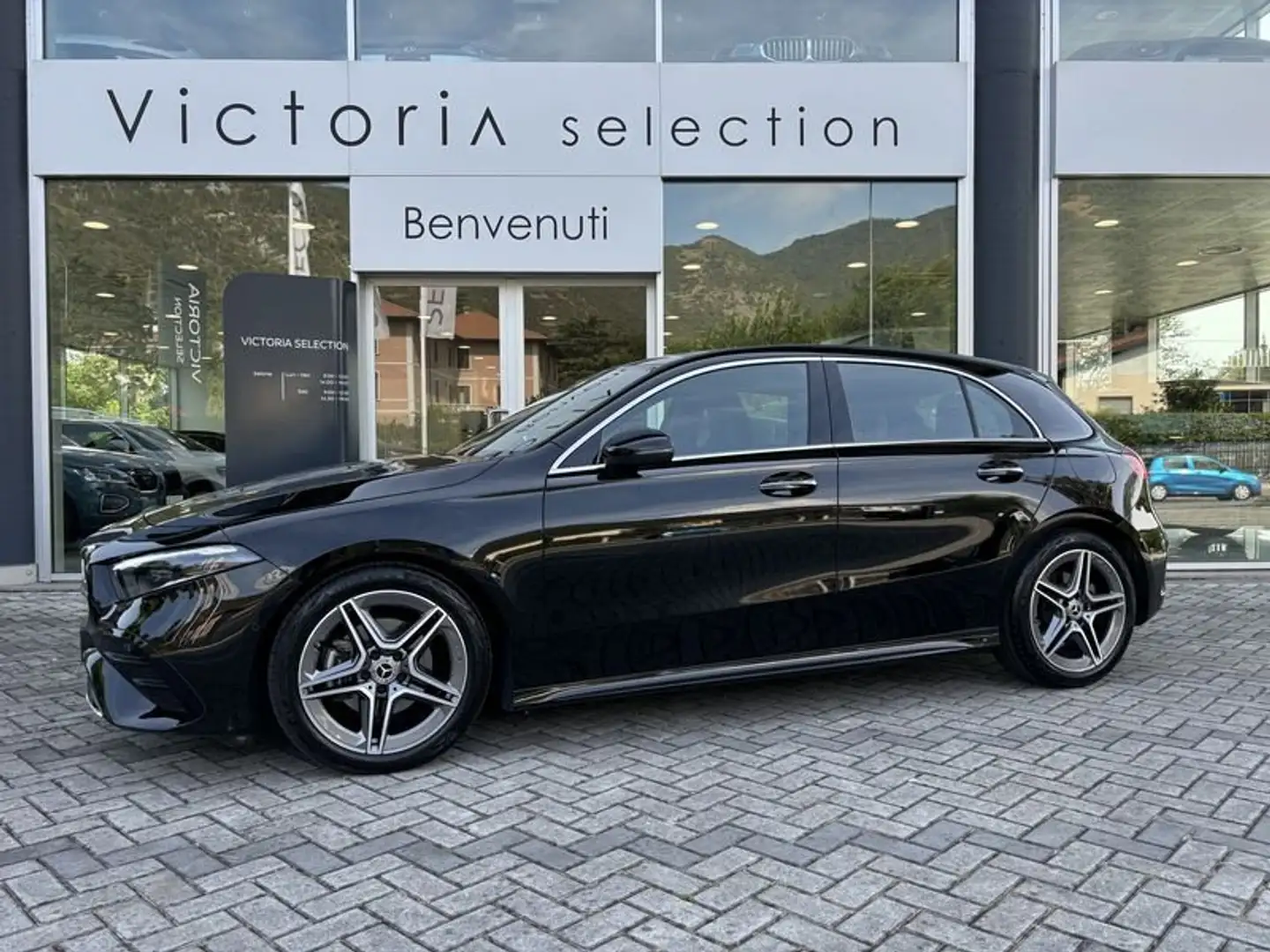 Mercedes-Benz A 200 A 200 PREMIUM AMG LINE 163 CV C.AUTOMATICO NAVI C Nero - 1