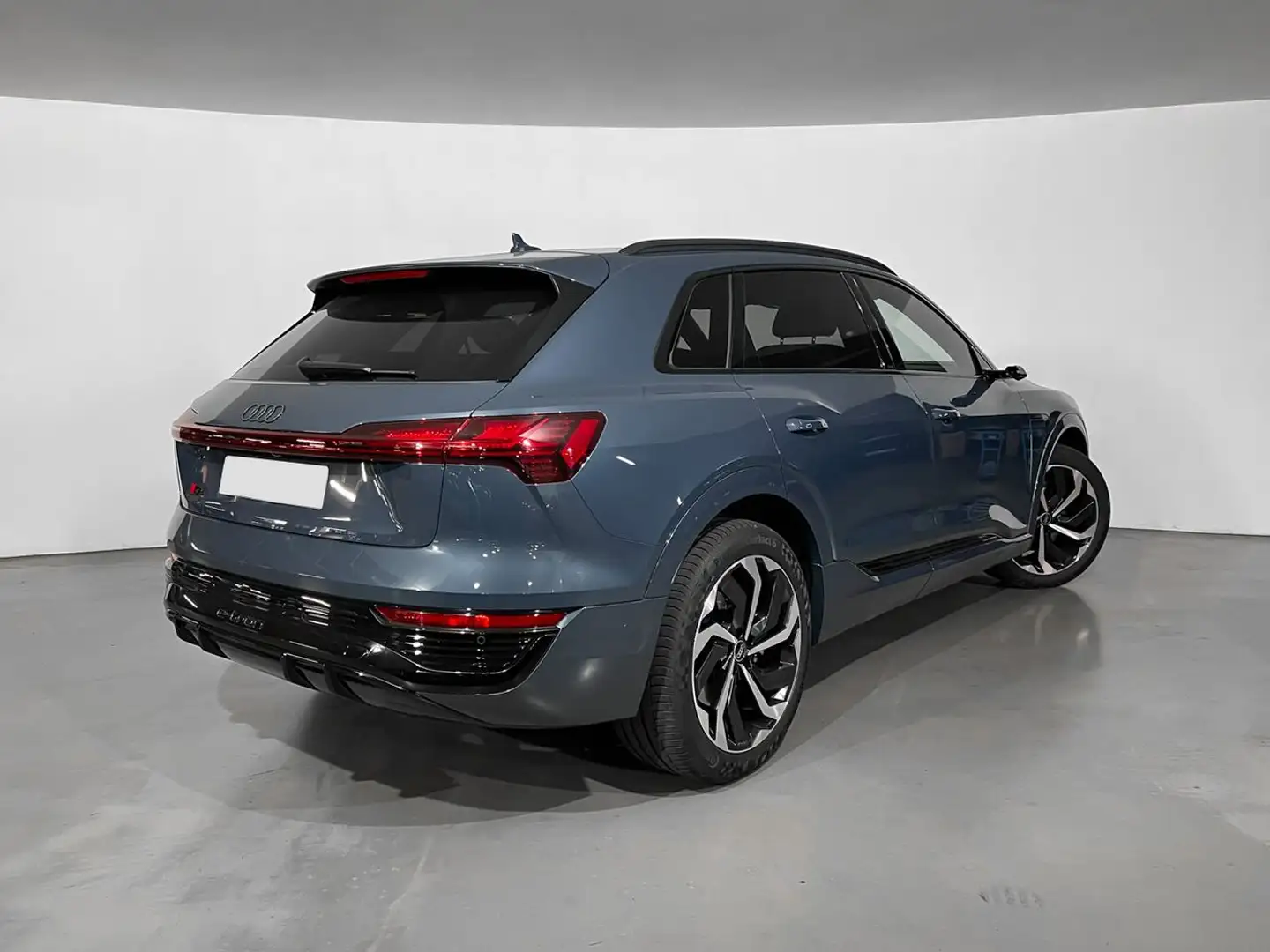 Audi Q8 e-tron 50 S line 250 kW (340 CV) quattro Azul - 2