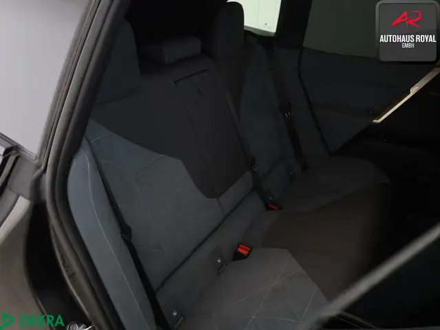 BMW Ix view 12