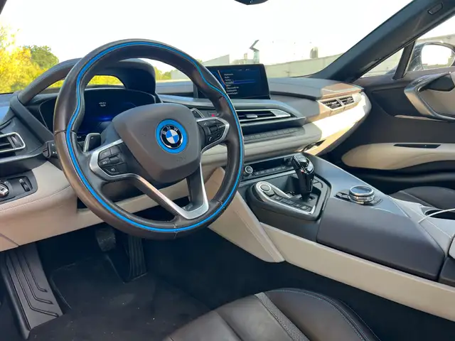 BMW i8 Range Extender PURE IMPULSE ERST 34TKM TOP ZUSTAND Ansicht 6