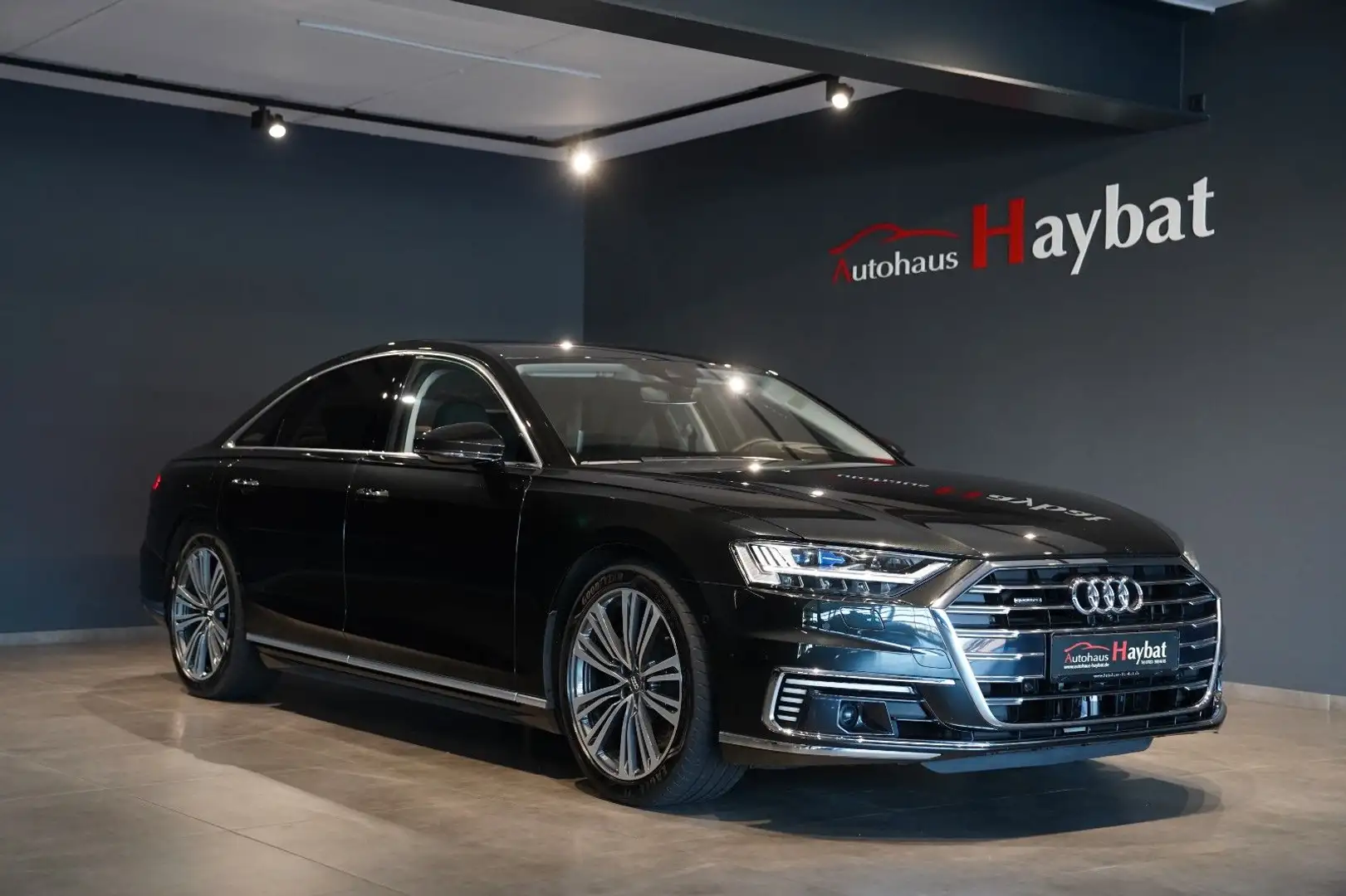 Audi A8 60 TFSIe qu HD-Matrix-Air-B&O-Tablet-Fond TV Grigio - 1