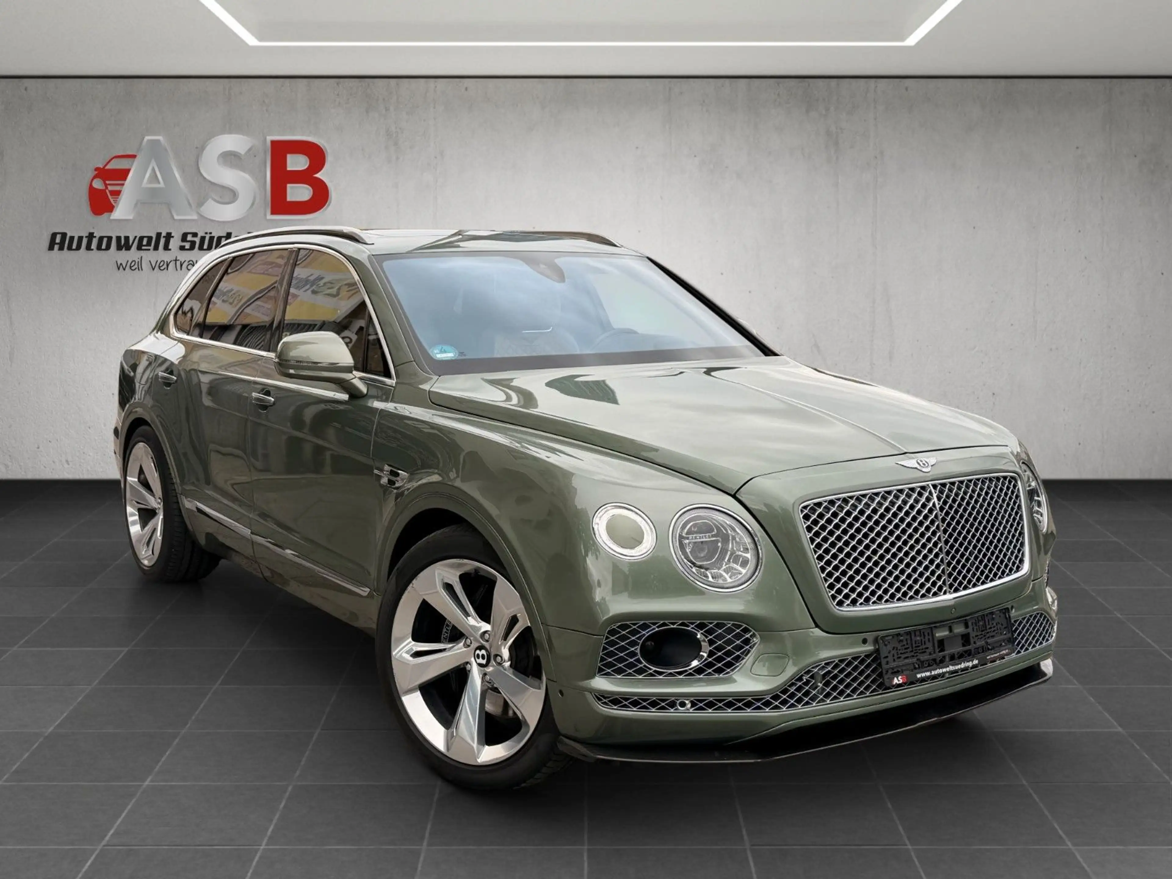 Bentley Bentayga 6.0 W12 4WD*Carbon*Pano*Nachtsicht — photo 3