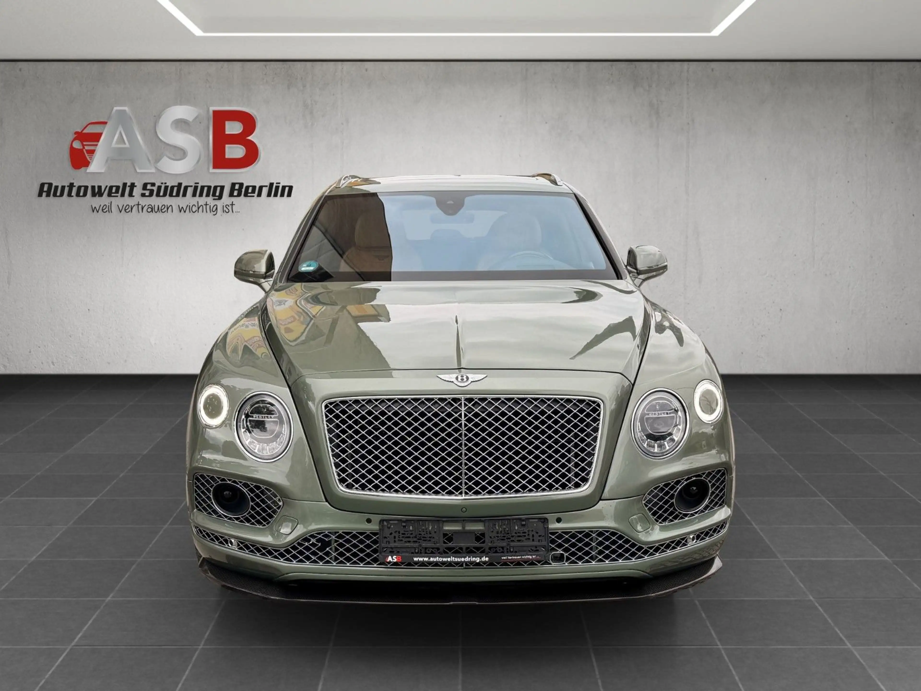 Bentley Bentayga 6.0 W12 4WD*Carbon*Pano*Nachtsicht — photo 2