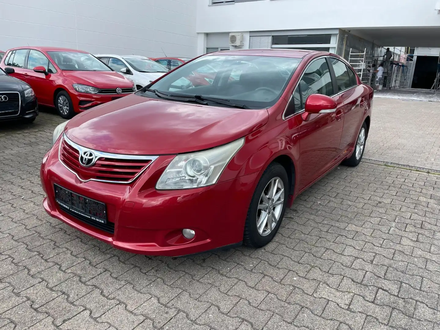 Toyota Avensis Basis*KAMERA*NAVI*KLIMA* Rojo - 1
