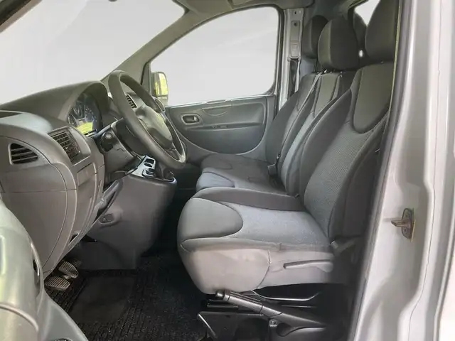 Peugeot Expert view 6