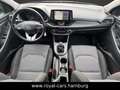 Hyundai i30 Pure NAVI*CAM*PDC*SHZ*TEMPOMAT*SPUR-ASS*TOP! Black - thumbnail 17
