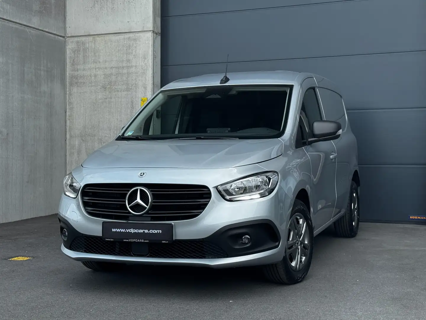 Mercedes-Benz Citan 113 PRO AUTOMAAT 3ZIT L.VRACHT CRUISE MBUX CARPLAY Silber - 2