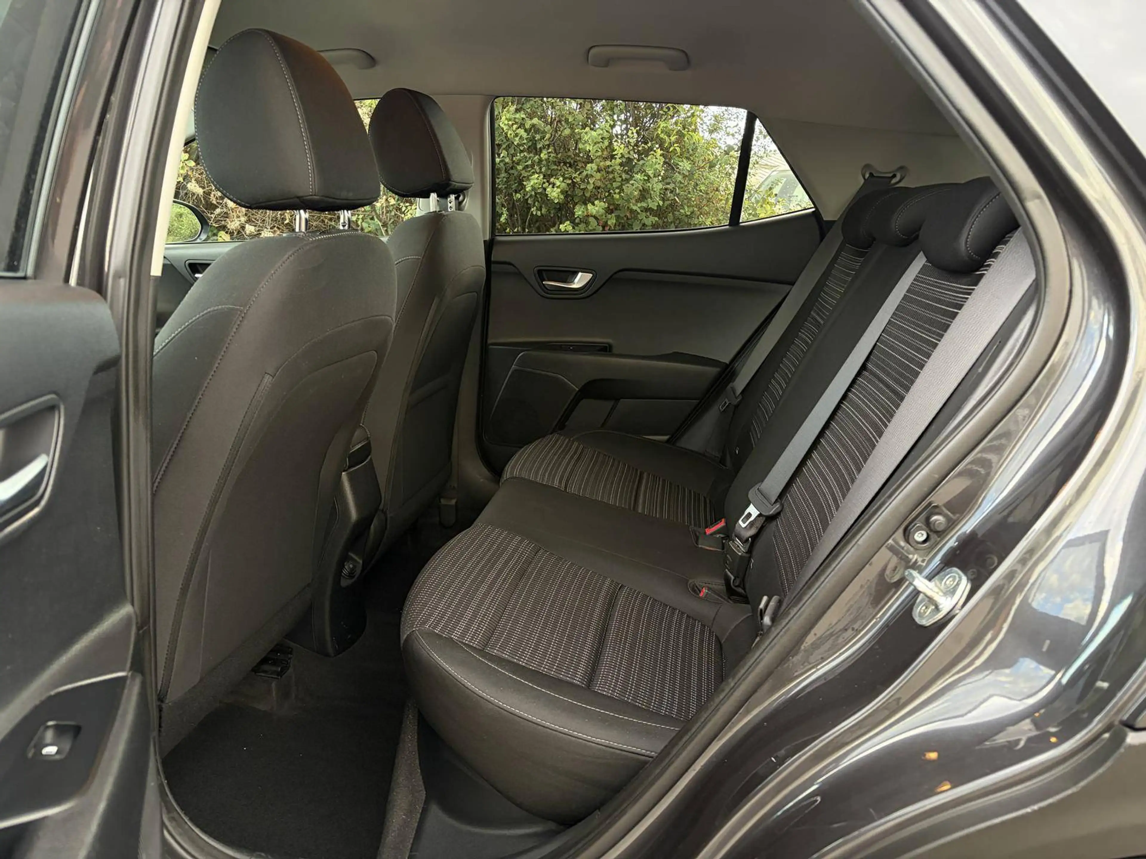 Kia Stonic Gold 1.Besitz GARANTIE CarPlay Navi Kamera Lenkrad/Sitzheizung etc. — photo 9