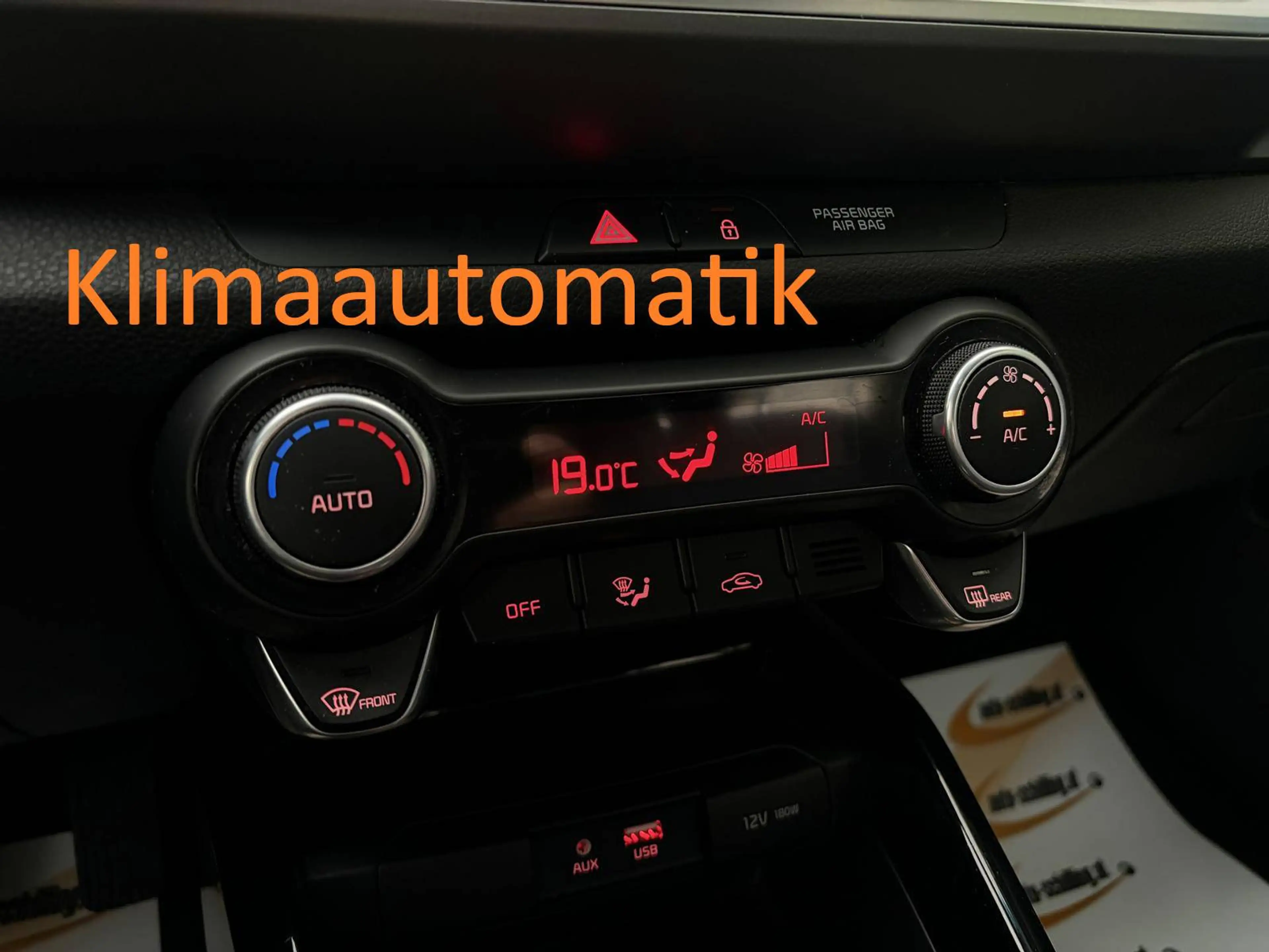 Kia Stonic Gold 1.Besitz GARANTIE CarPlay Navi Kamera Lenkrad/Sitzheizung etc. — photo 16