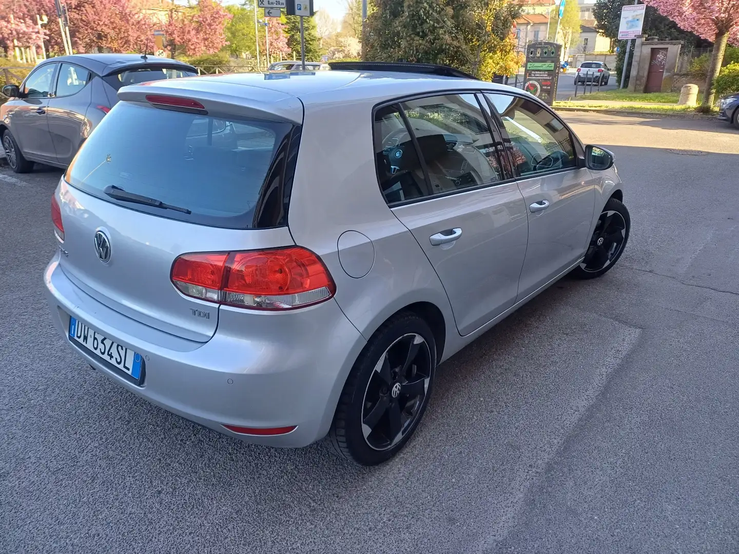 Volkswagen Golf 5p 1.9 tdi Comfortline 110cv auto - 2