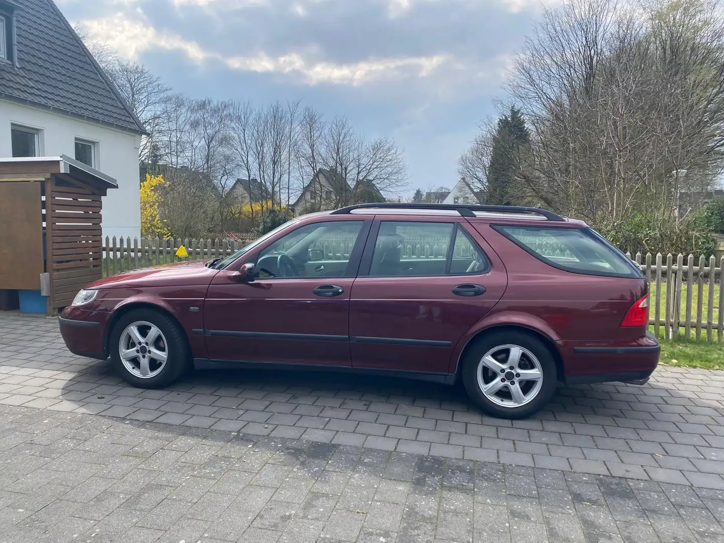 Saab 9-5 Kombi Červená - 1