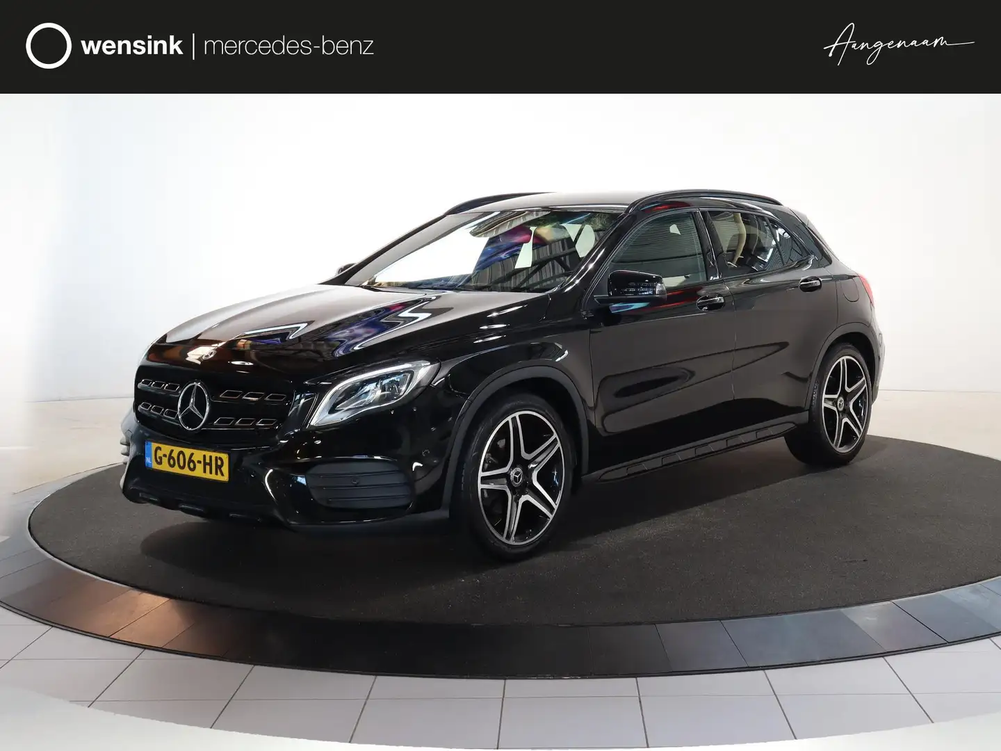 Mercedes-Benz GLA 180 Business Solution Plus Upgrade Edition Zwart - 1
