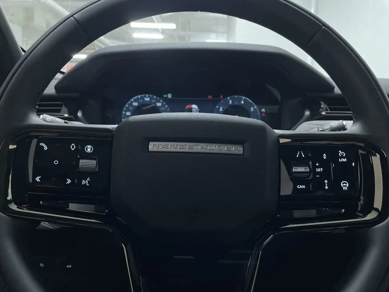 Land Rover Range Rover Velar снимка Land Rover Range Rover Velar