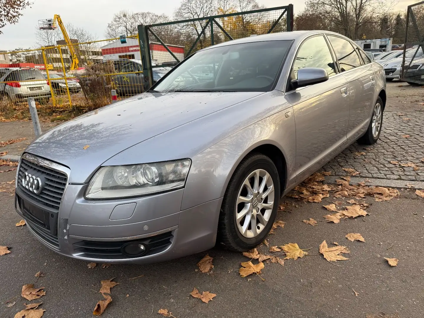 Audi A6 2.4 multitronic Grau - 2