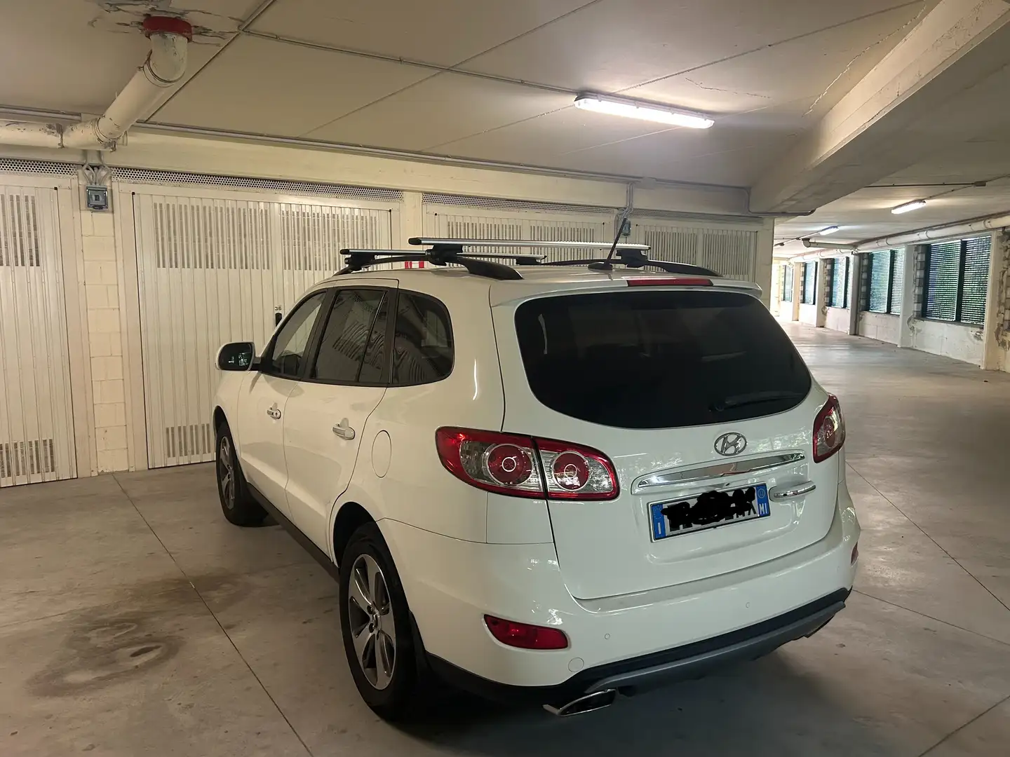 Hyundai SANTA FE (143.500 km) Hyundai Santa Fe 2.2 - 7 Posti Alb - 1