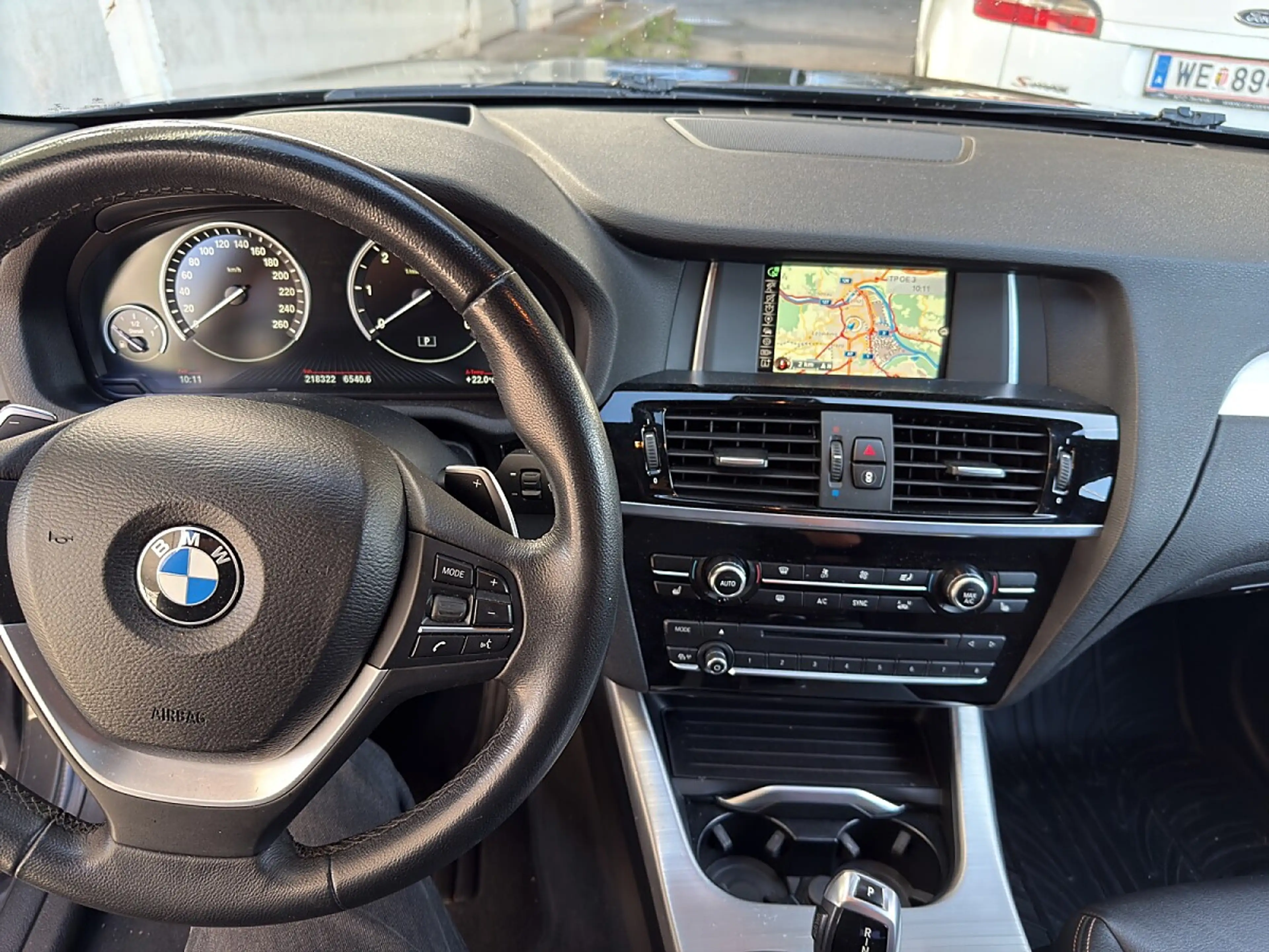 BMW X4 xDrive 20d — photo 8