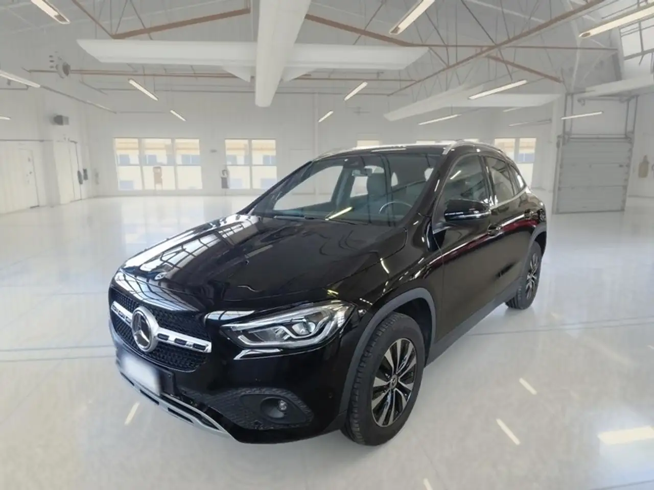 Mercedes-Benz GLA 200