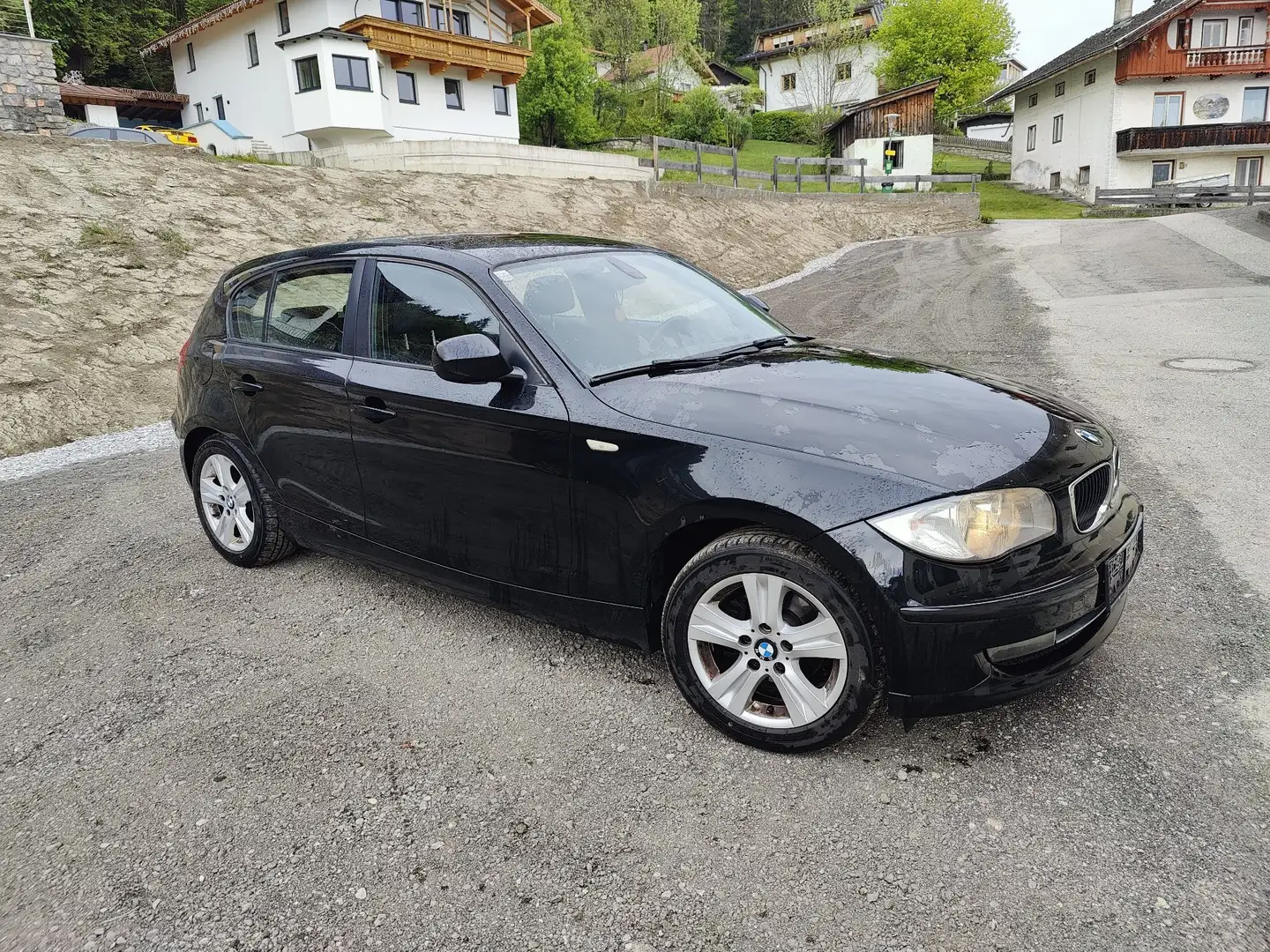 BMW 116 116d Advantage Österreich-Paket Schwarz - 1