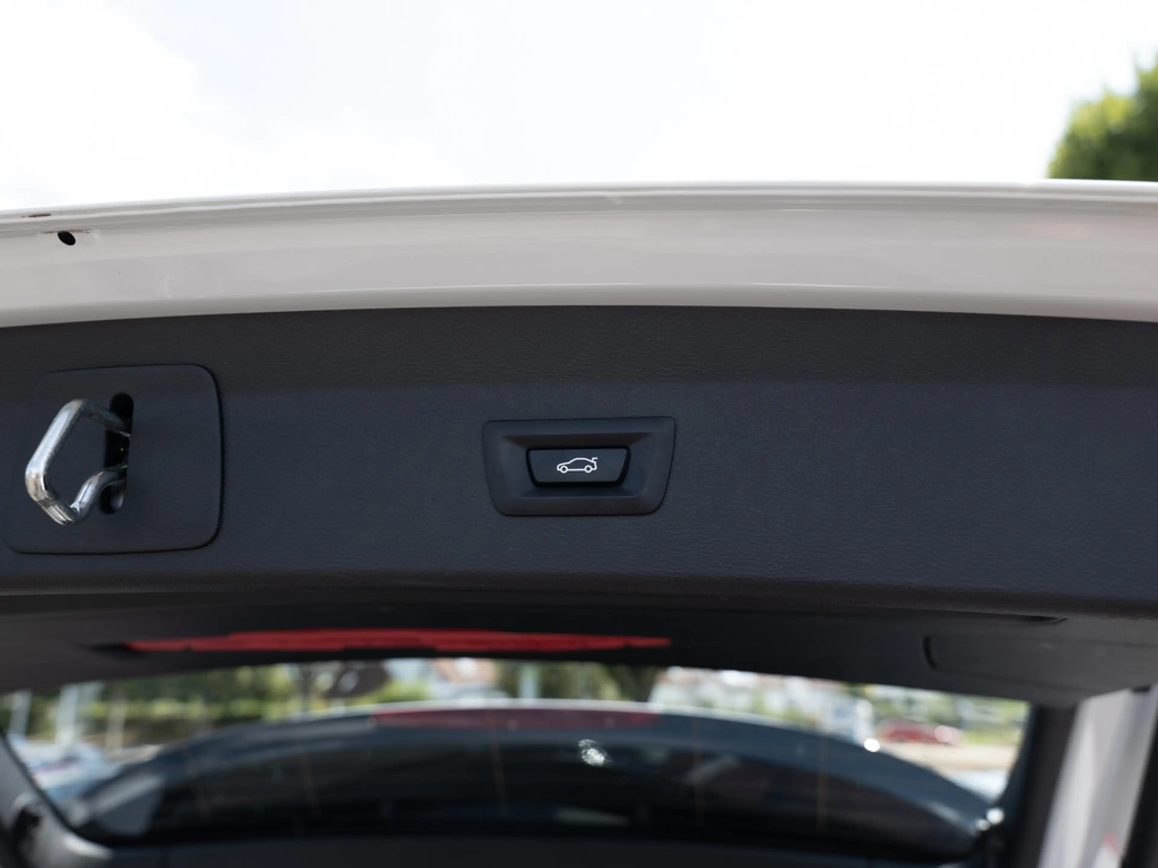 BMW X1 xDrive20i M-Sport LED NAVI KAMERA SHZ PDC — photo 15