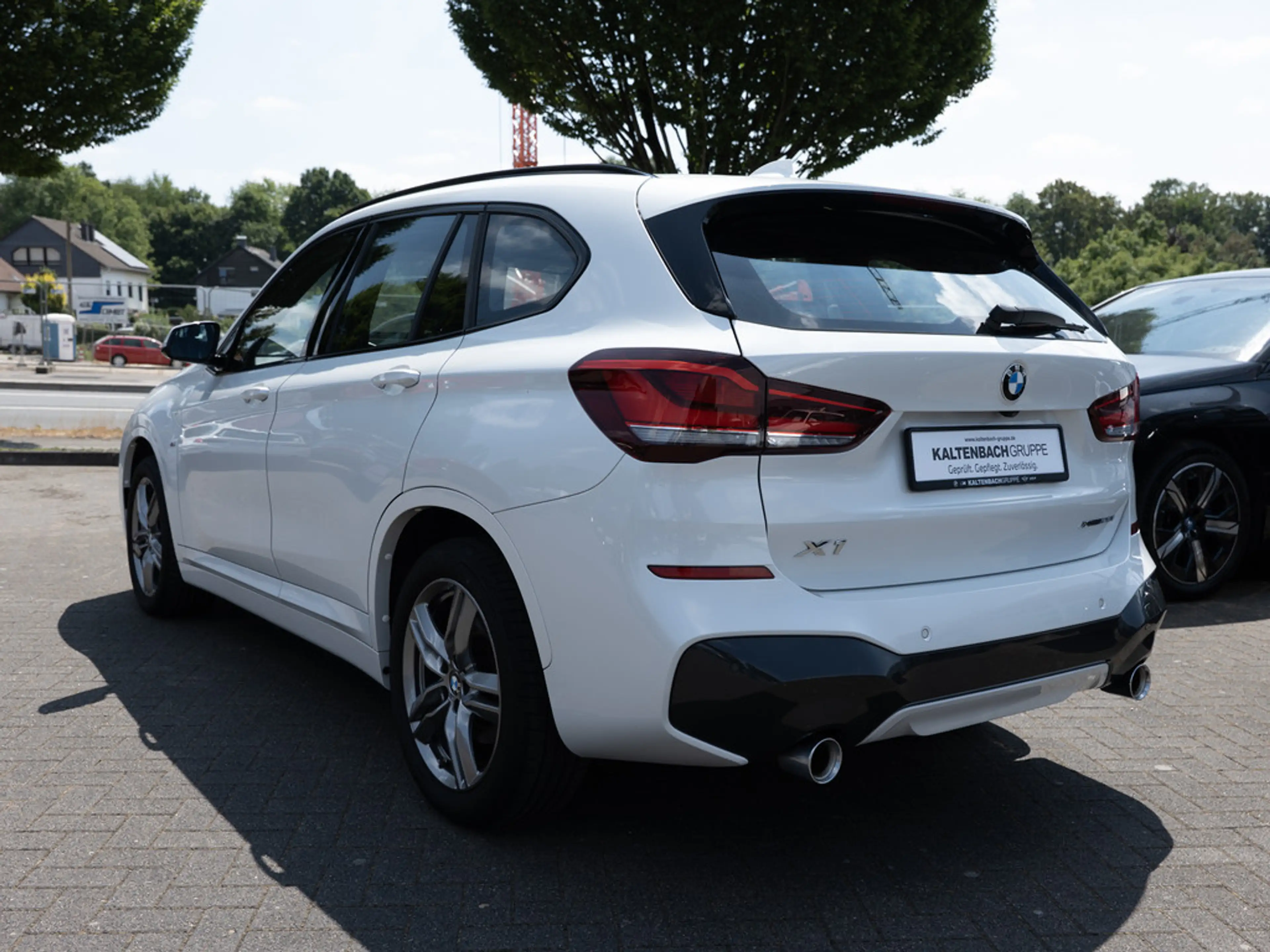 BMW X1 xDrive20i M-Sport LED NAVI KAMERA SHZ PDC — photo 8