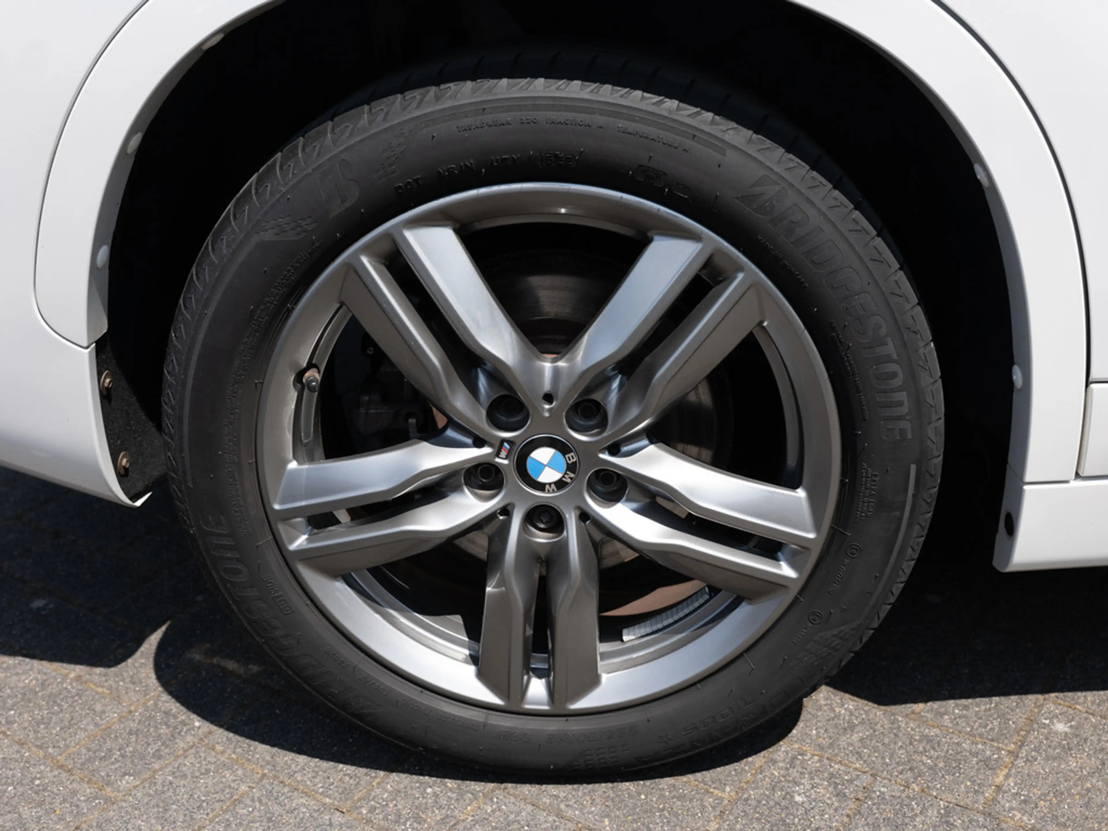BMW X1 xDrive20i M-Sport LED NAVI KAMERA SHZ PDC — photo 13