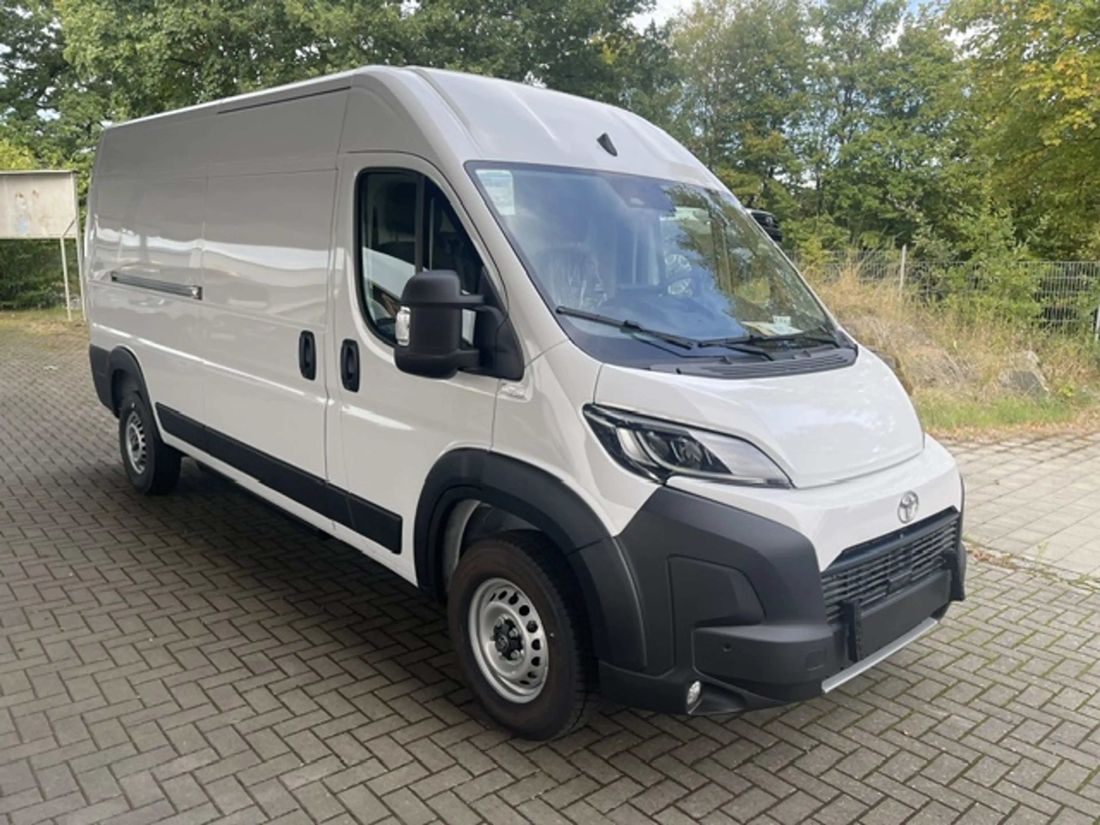 Toyota Proace Max Proace Max 110 kWh 35 L3H2 Heavy Meister — photo 8
