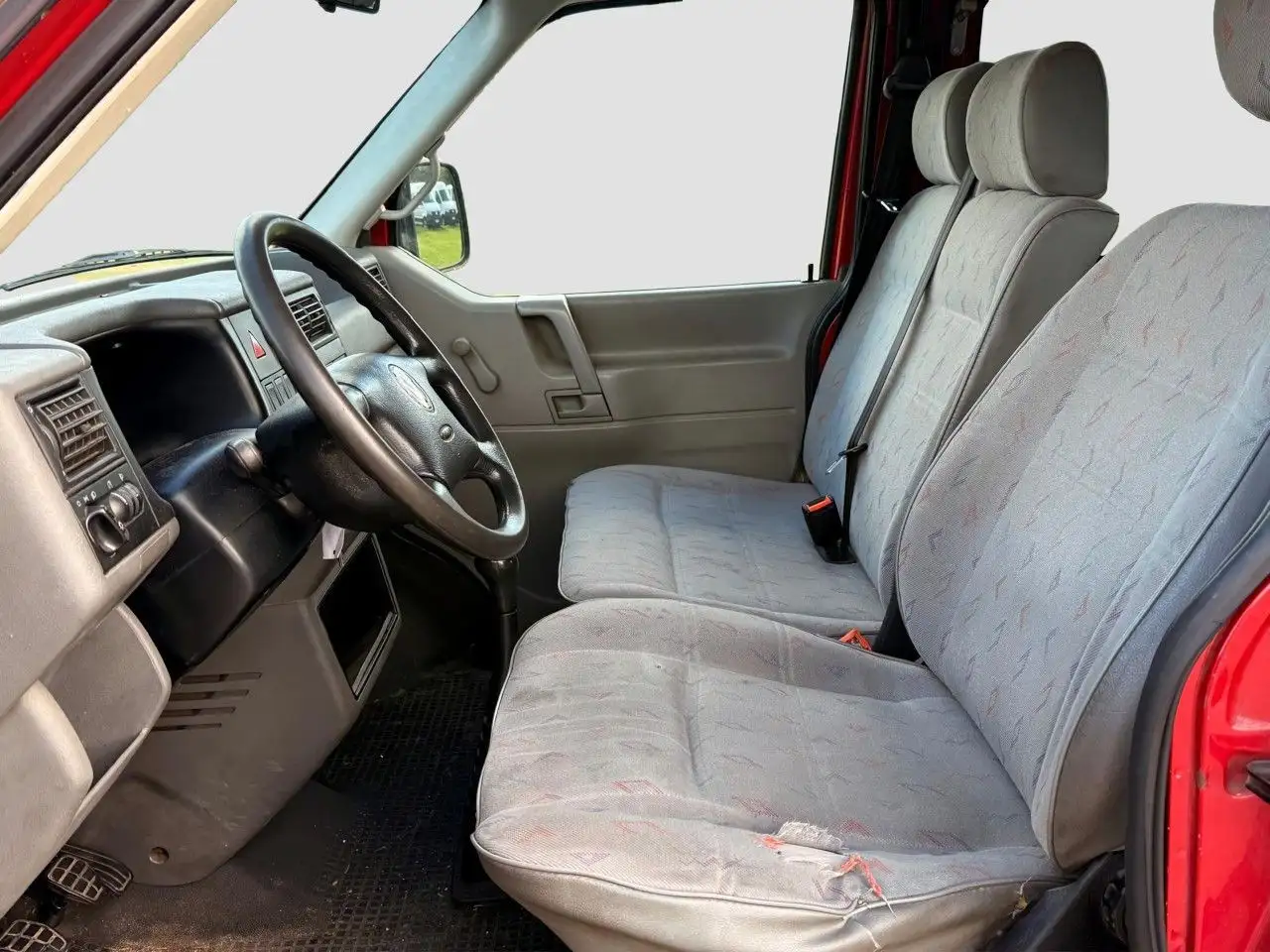 Volkswagen T4 Kombi 2.5 TDI AHK, foto 9