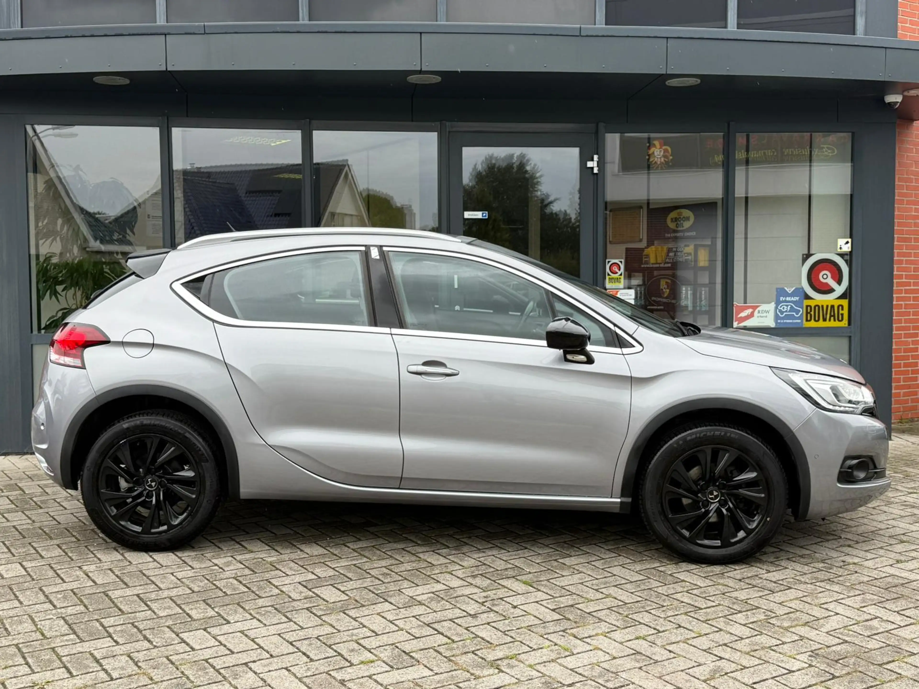DS Automobiles DS 4 Crossback 1.2 PureTech Chic ✅ CarPlay ✅ Android Auto ✅ Clima — photo 5