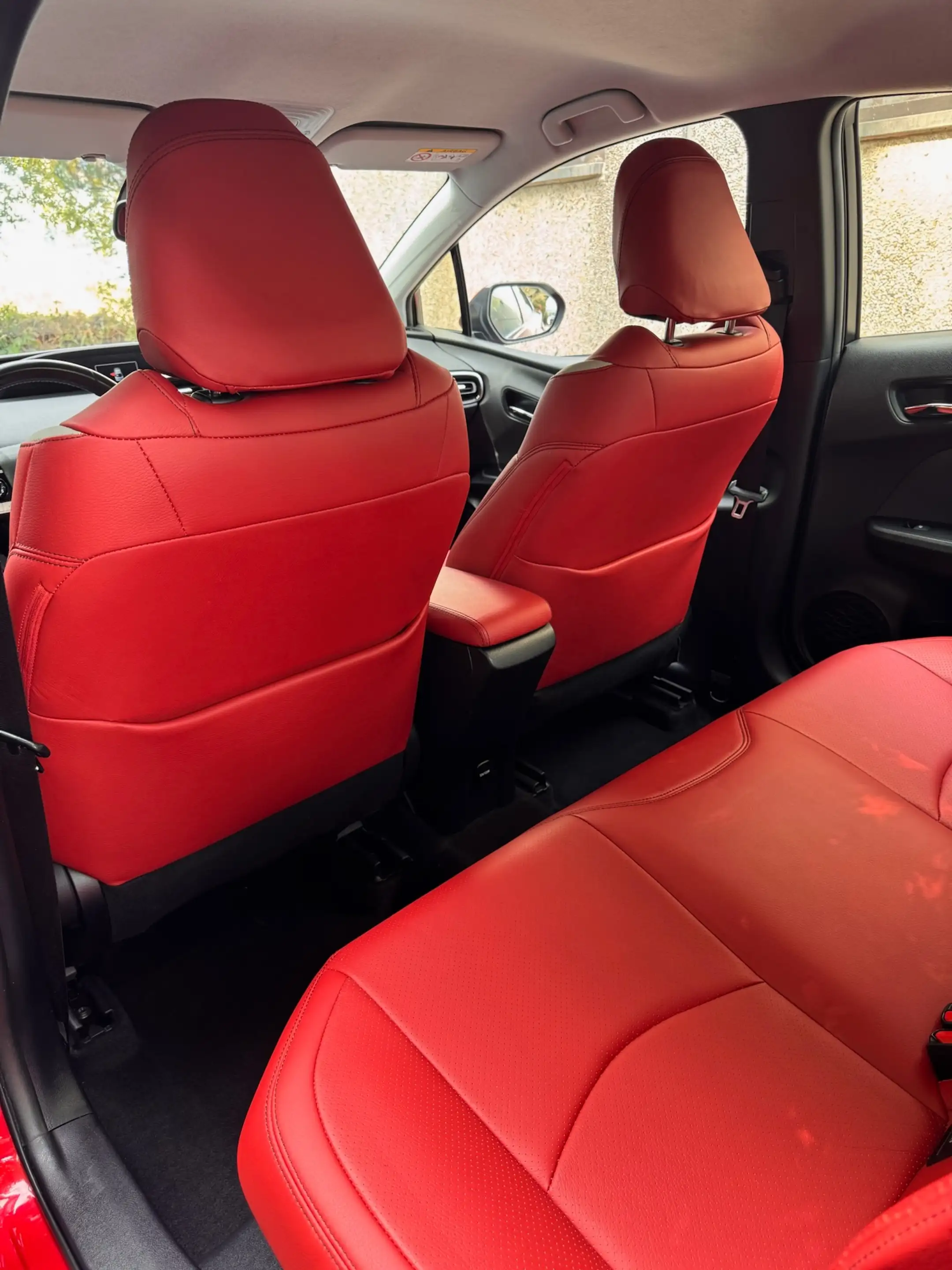 Toyota Prius 1.8i HYBRID - Red Edition - FULL Options — photo 15