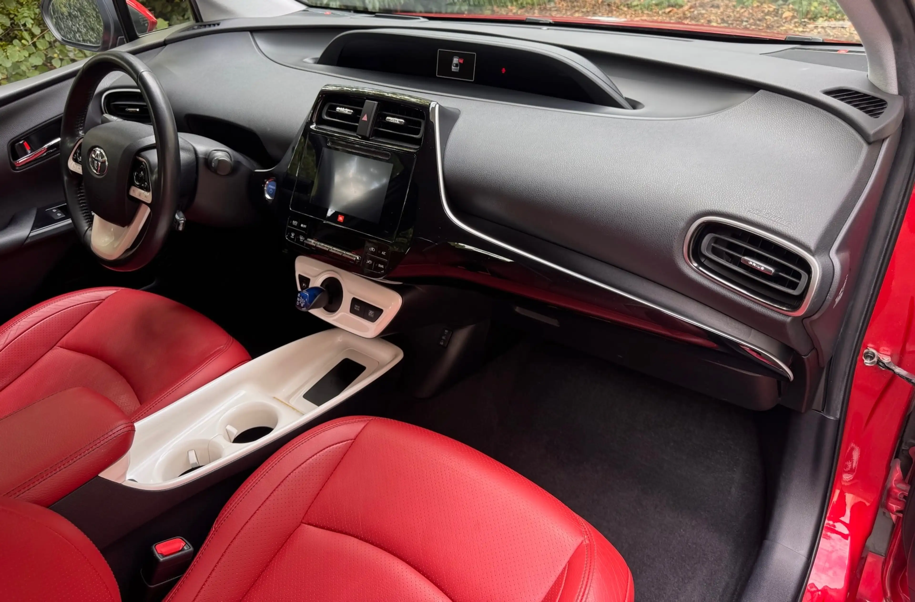 Toyota Prius 1.8i HYBRID - Red Edition - FULL Options — photo 11