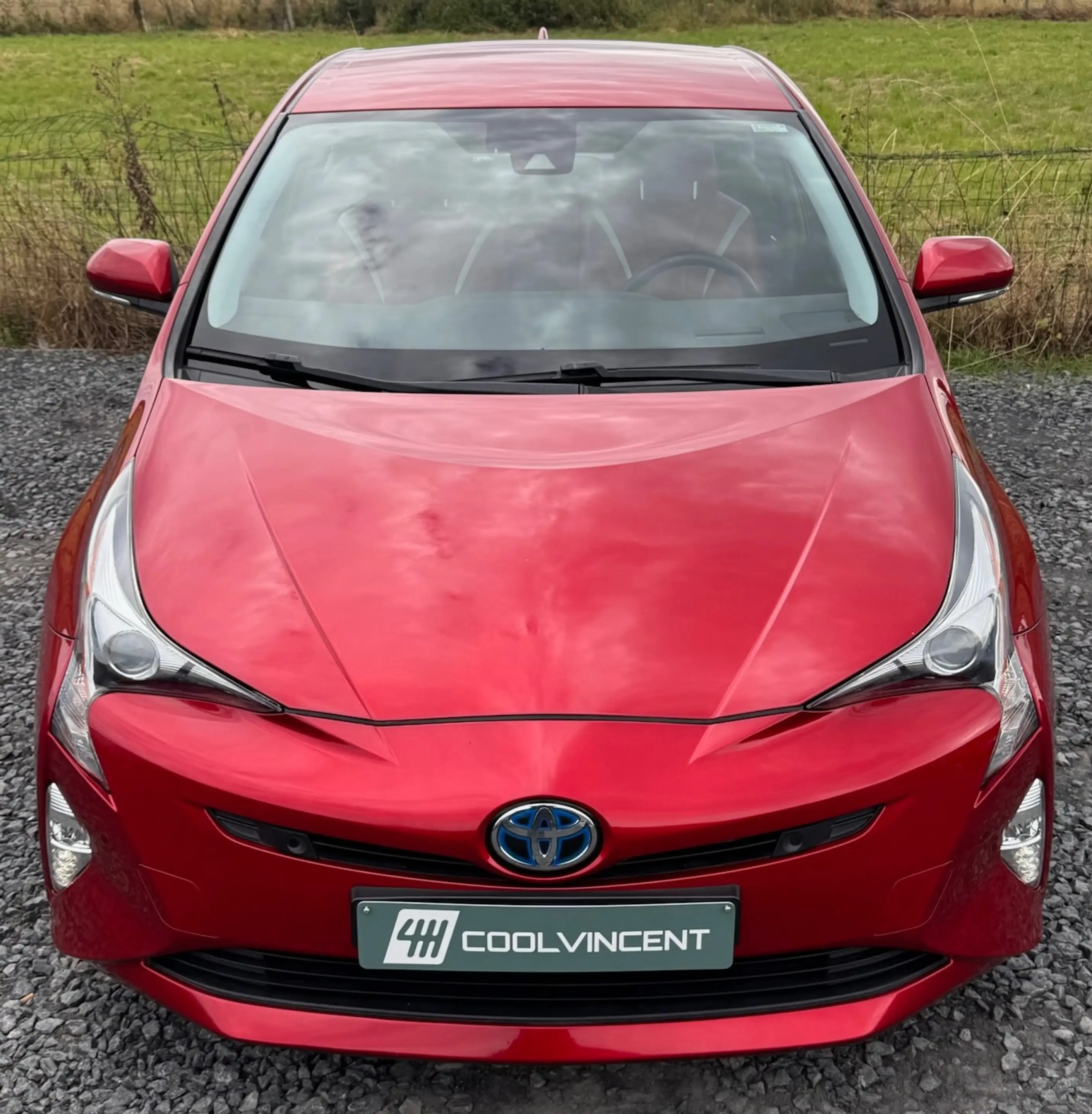 Toyota Prius 1.8i HYBRID - Red Edition - FULL Options — photo 2