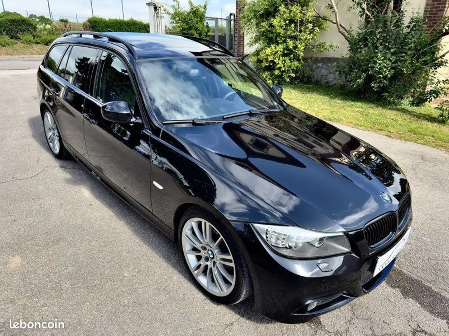 BMW 320 320da e91 pack -M 190mkms-pano-cic-11999e Noir - 2