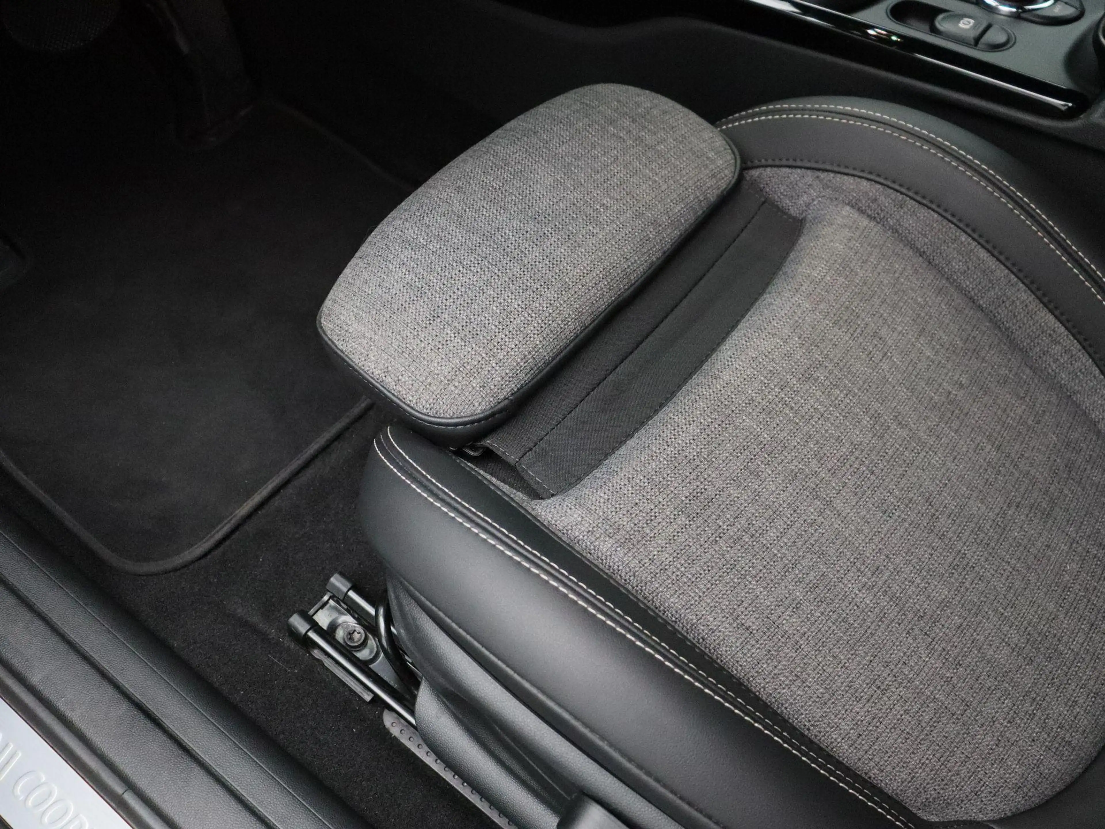 MINI Cooper S Clubman Classic + Achteruitrijcamera + Balance Pack + Comf — photo 12