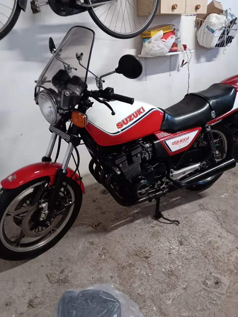 Suzuki GSX 400 f 16 v Roşu - 1