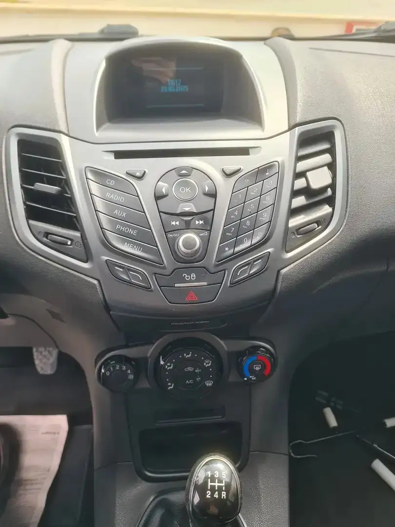 Ford Fiesta Fiesta 5p 1.2 Business 60cv E6 Bianco - 2