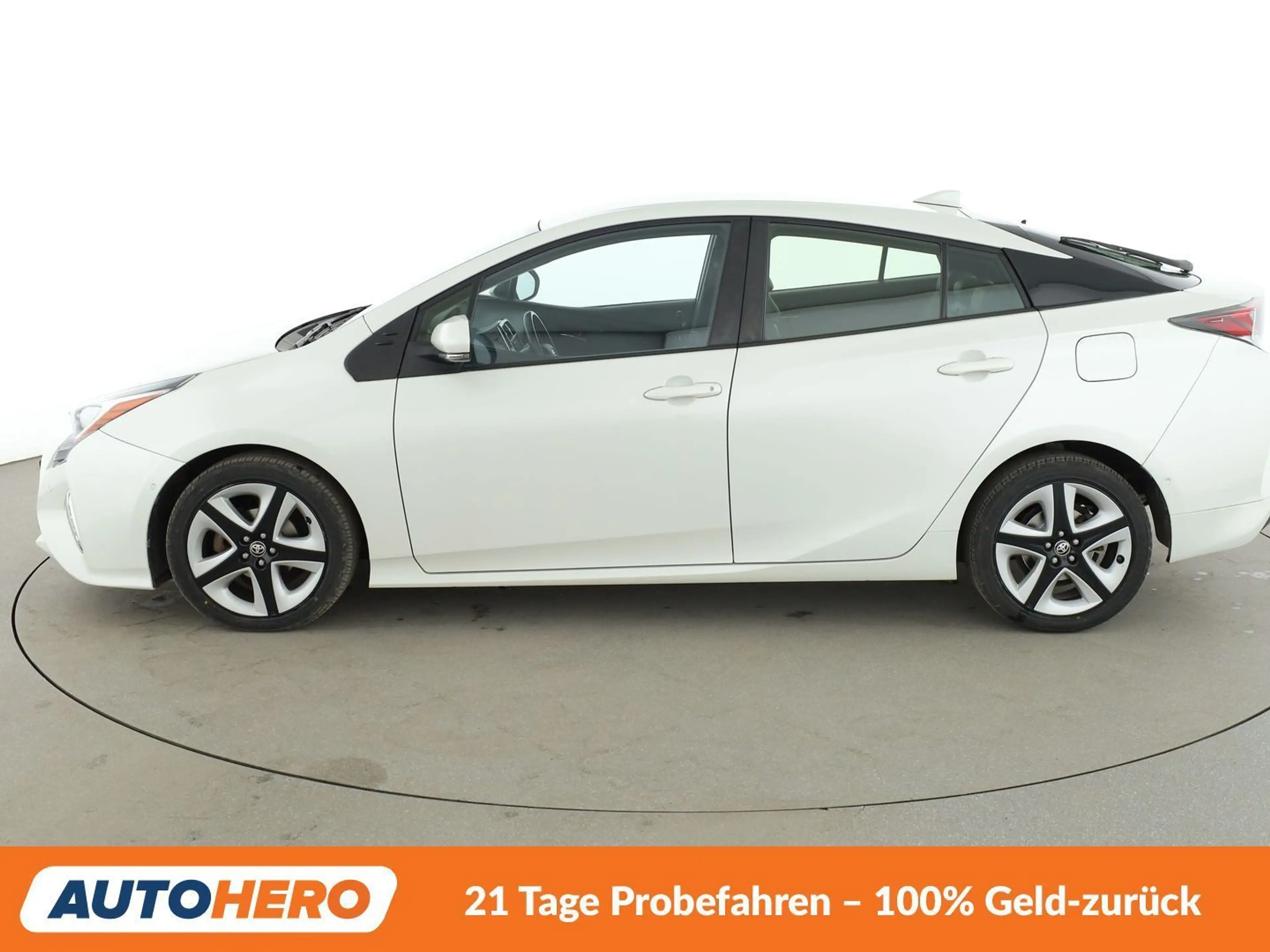 Toyota Prius 1.8 Executive Aut.*NAVI*CAM*BiLED*CAM*SHZ* — photo 3