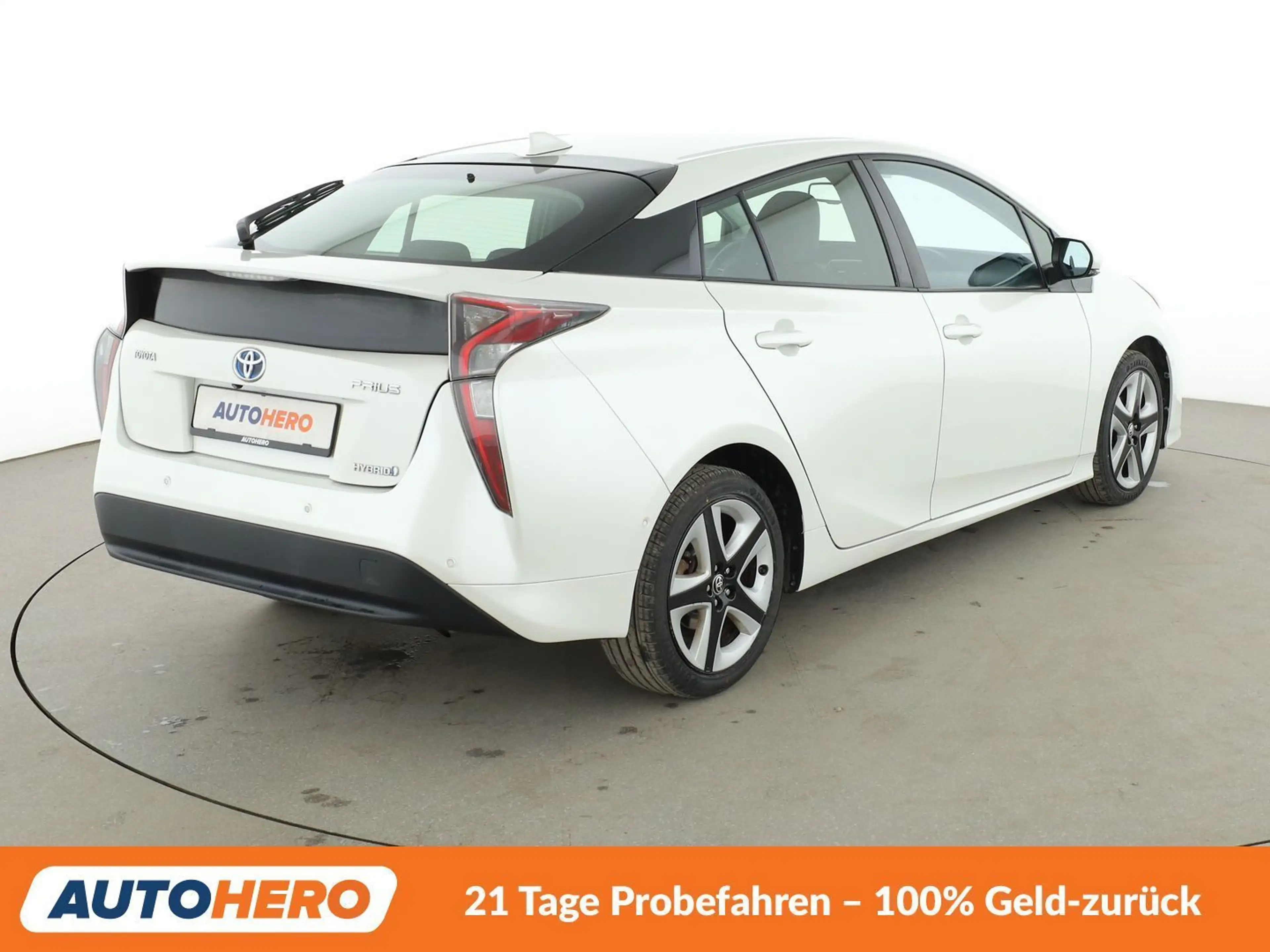 Toyota Prius 1.8 Executive Aut.*NAVI*CAM*BiLED*CAM*SHZ* — photo 6