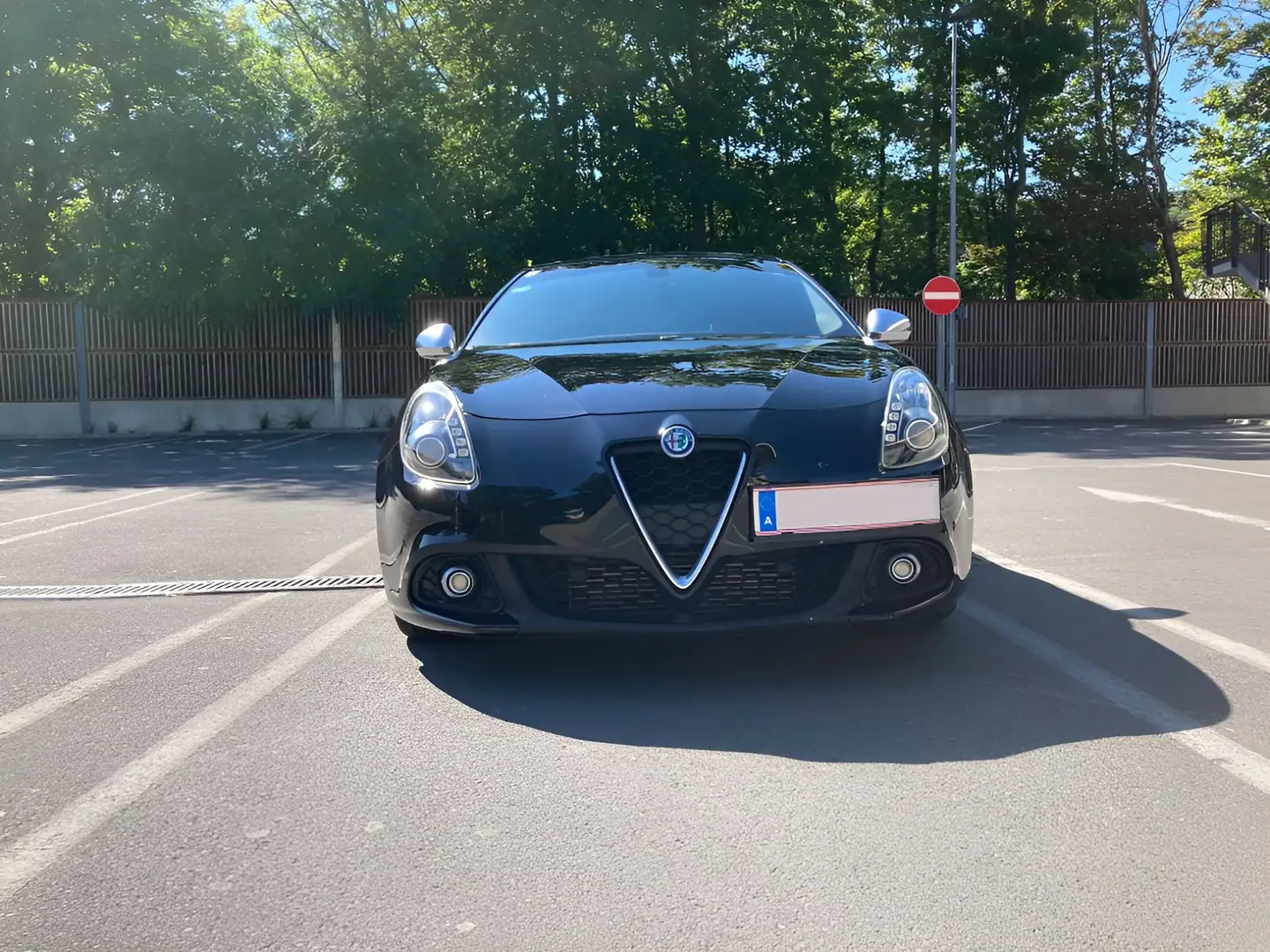 Alfa Romeo Giulietta Schwarz - 1
