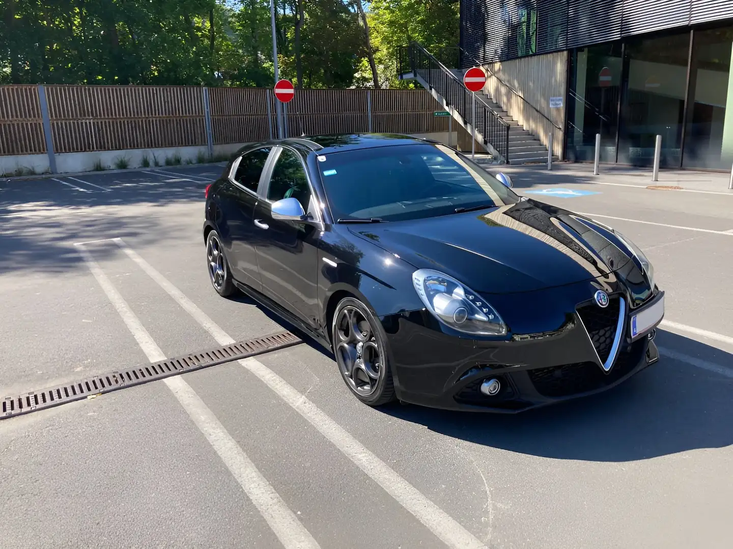 Alfa Romeo Giulietta Schwarz - 2