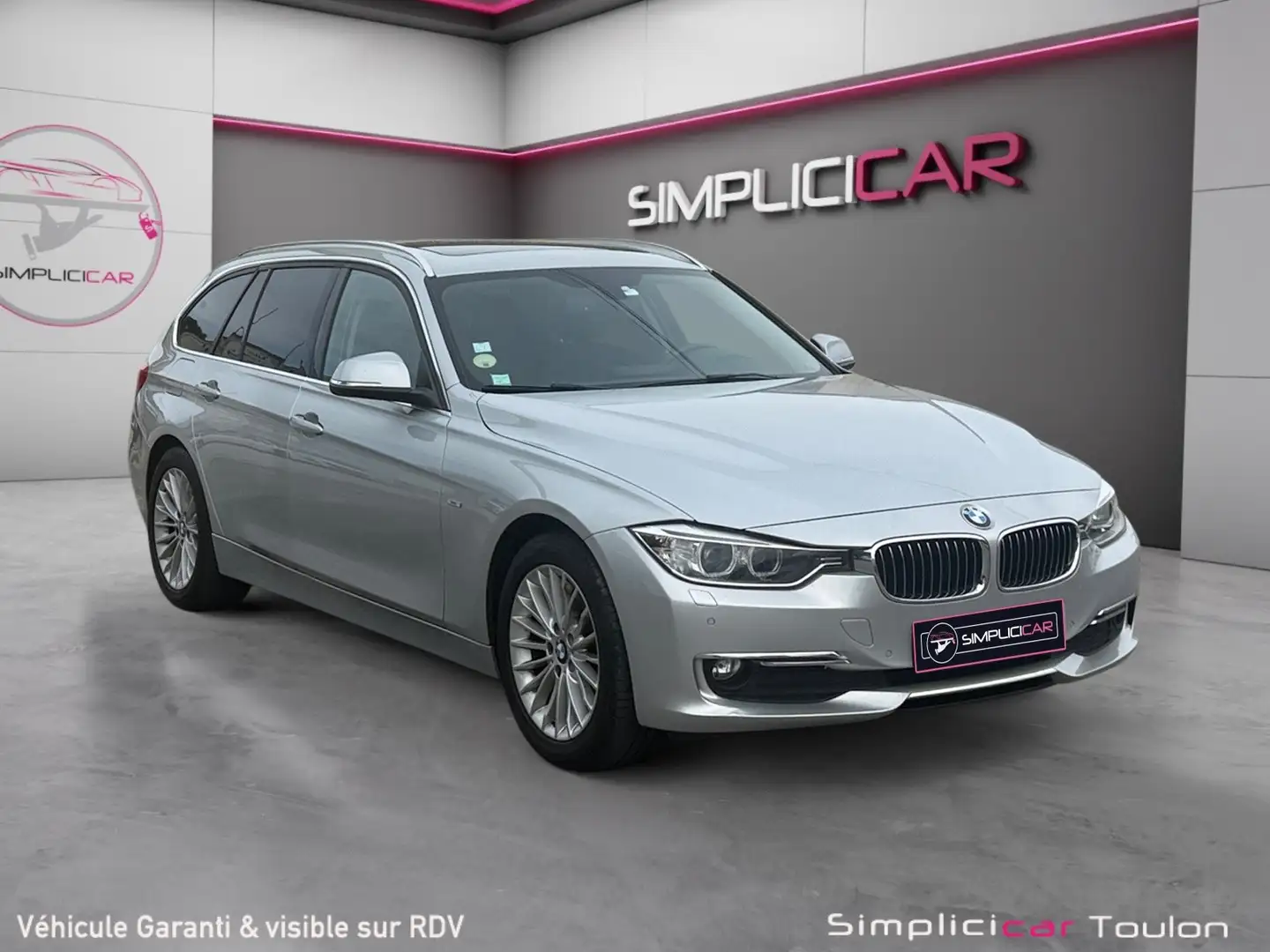 BMW 318 Touring 318d 143 ch Luxury A Grau - 1