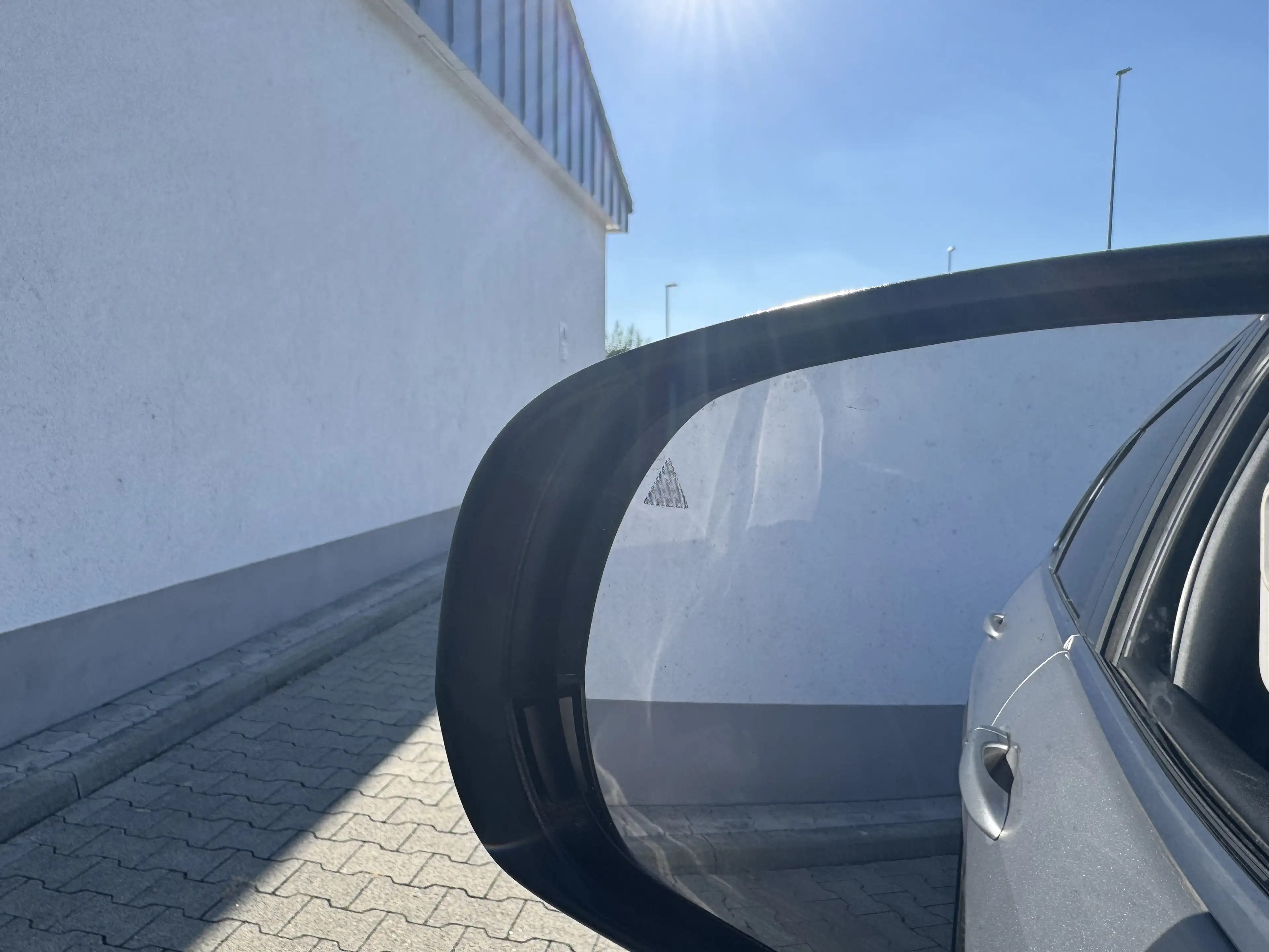 Jeep Cherokee Limited 4WD ( LEDER/NAVI/KAMERA/XENON/LED/ ERST 83 TKM) — photo 10