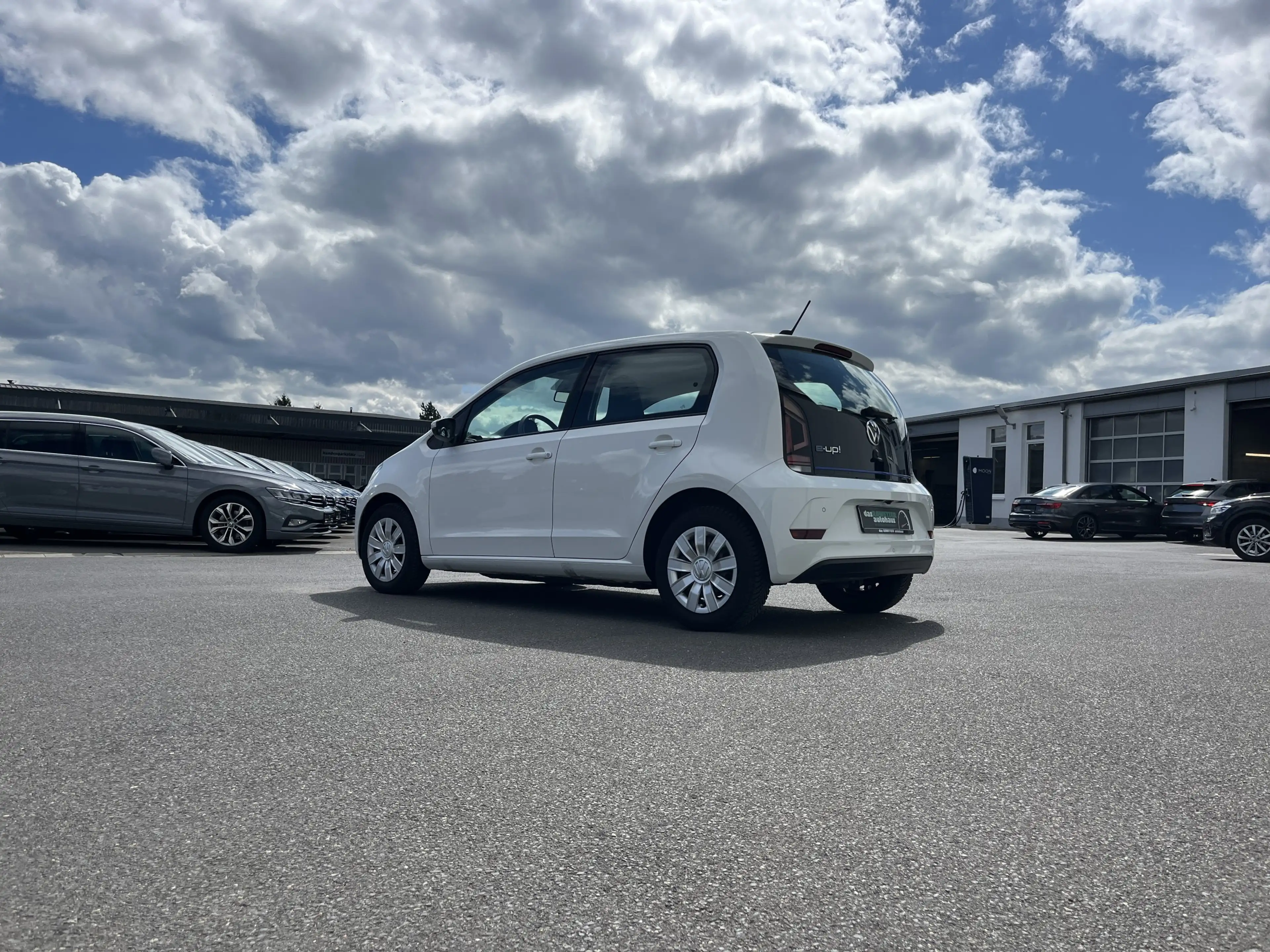 Volkswagen e-up! Move 90€ m.20% Anz. RFK DAB SHZ Klima — photo 10