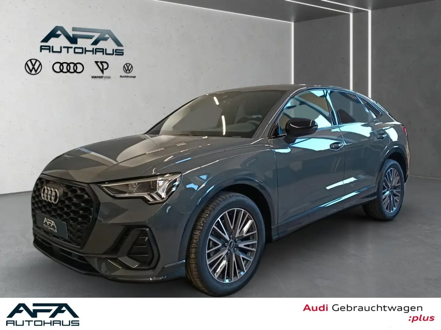 Audi Q3 Sportback 35 TDI S tronic S-LineINT*RFK*AHK*Navi Grijs - 1