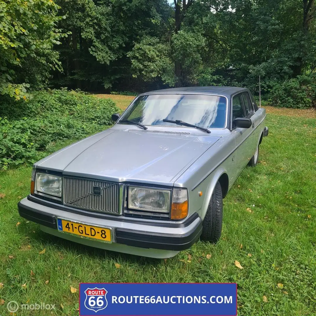 Volvo 262 262c Bertone | 1979 | Route 66 Auctions Zwart - 2