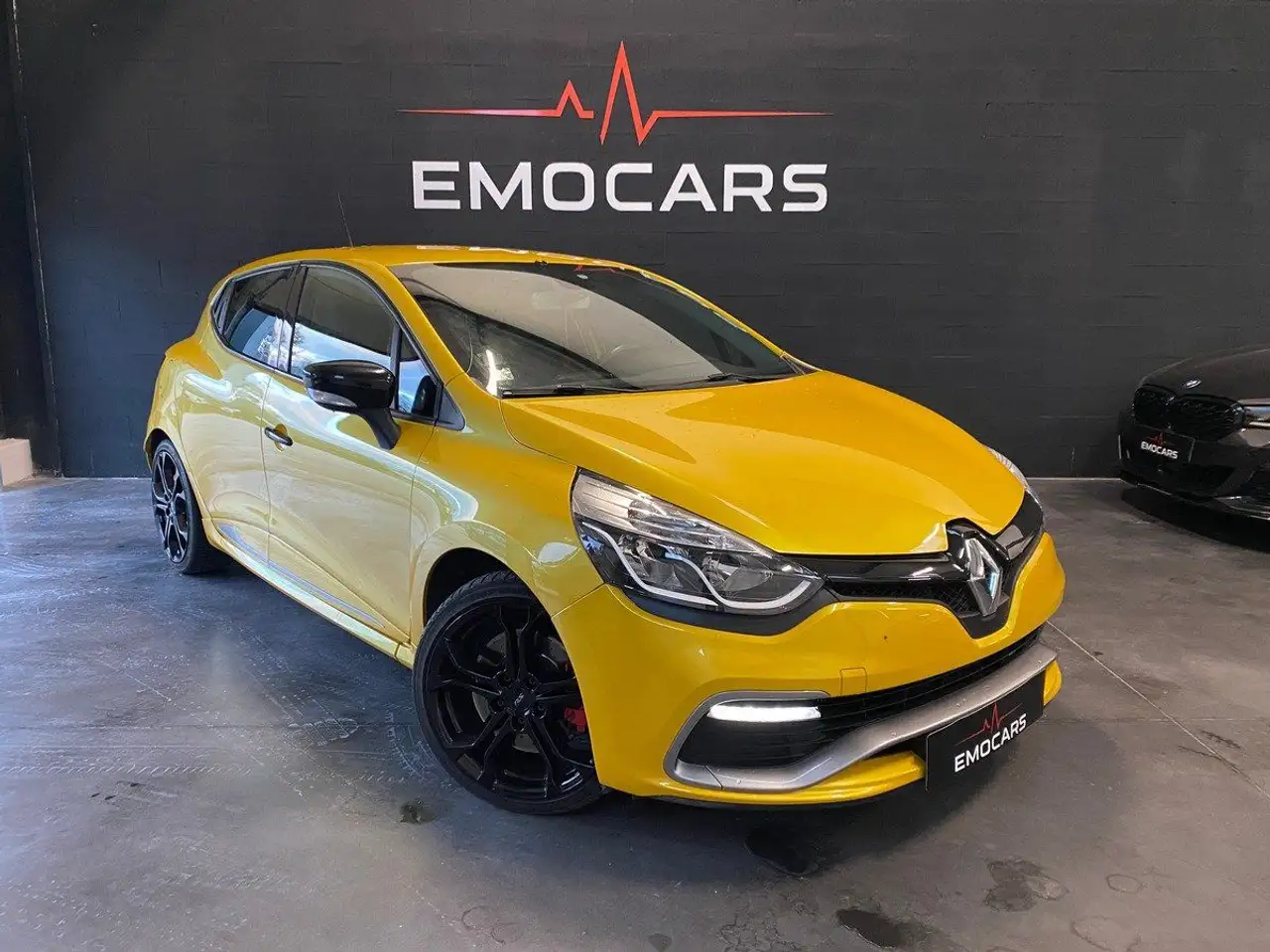 Renault Clio IV 1.6 TURBO 200 ENERGY RS EDC E6 JAUNE 