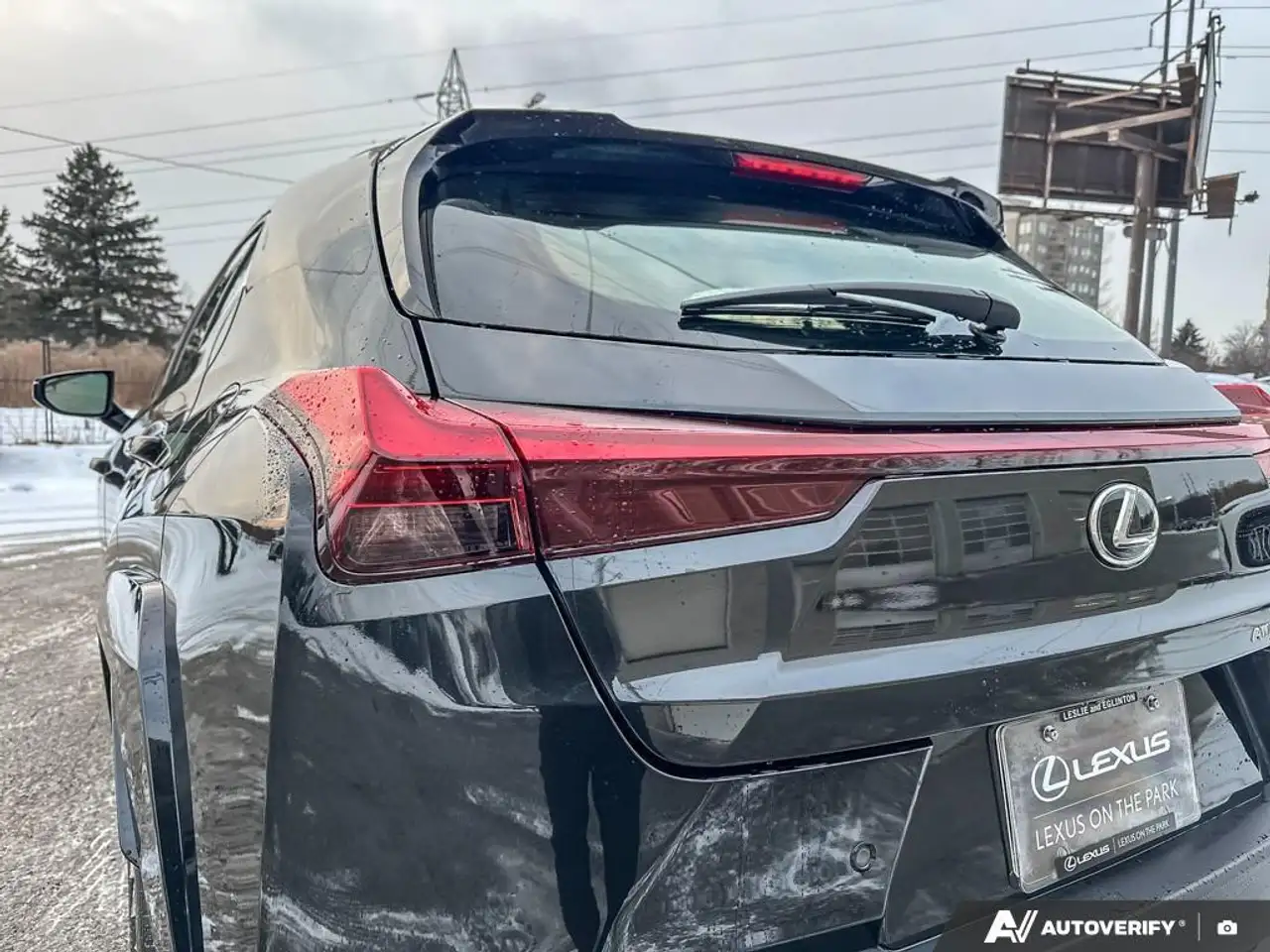 Lexus UX снимка Lexus UX