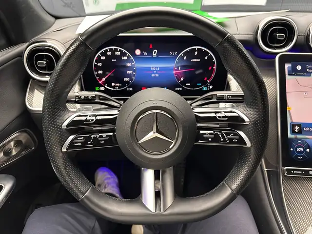 Mercedes-Benz GLC view 18