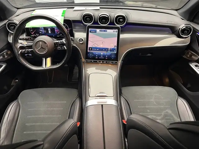 Mercedes-Benz GLC view 13