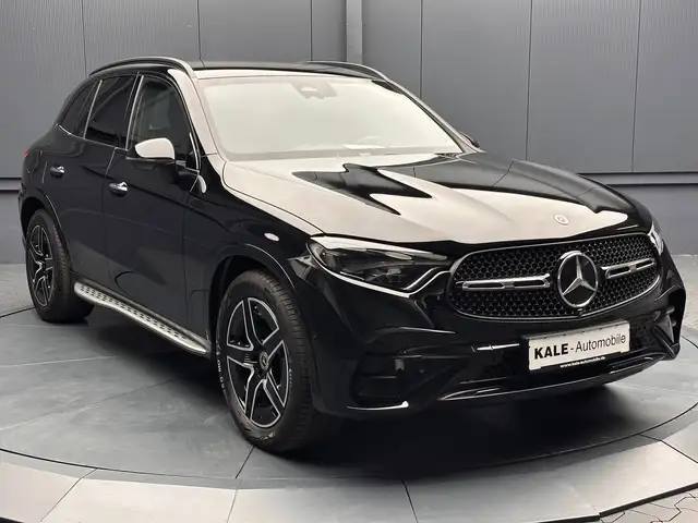 Mercedes-Benz GLC view 7